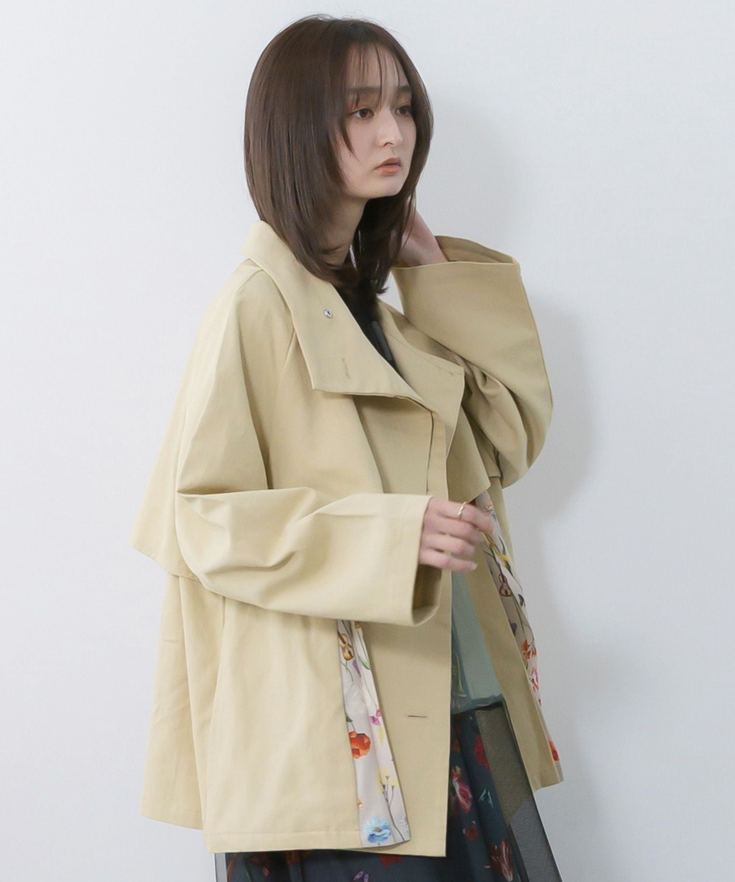 561214：クラシカル柄プリーツ×ツイルトレンチ風コートの通販-ScoLar