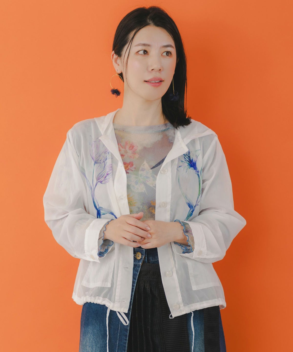 花蝶アート柄 ラメチュールロングスリーブTシャツ-4