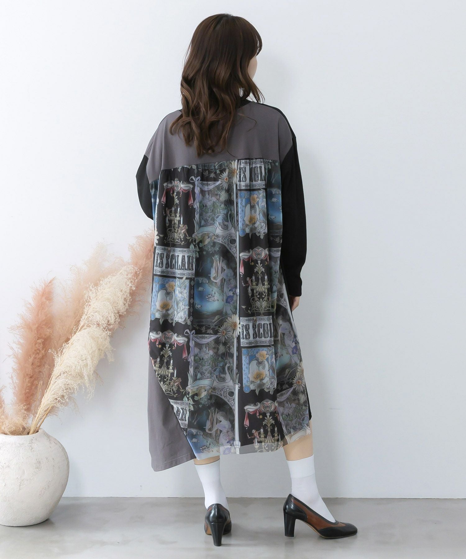 561221：アンティークプリント柄切替ワンピースの通販-ScoLar