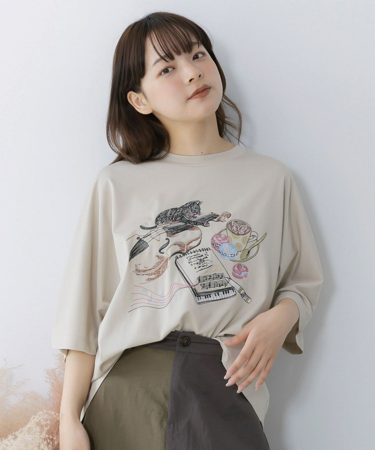 ネコ×作曲刺繍ポンチ生地半袖Tシャツ-1