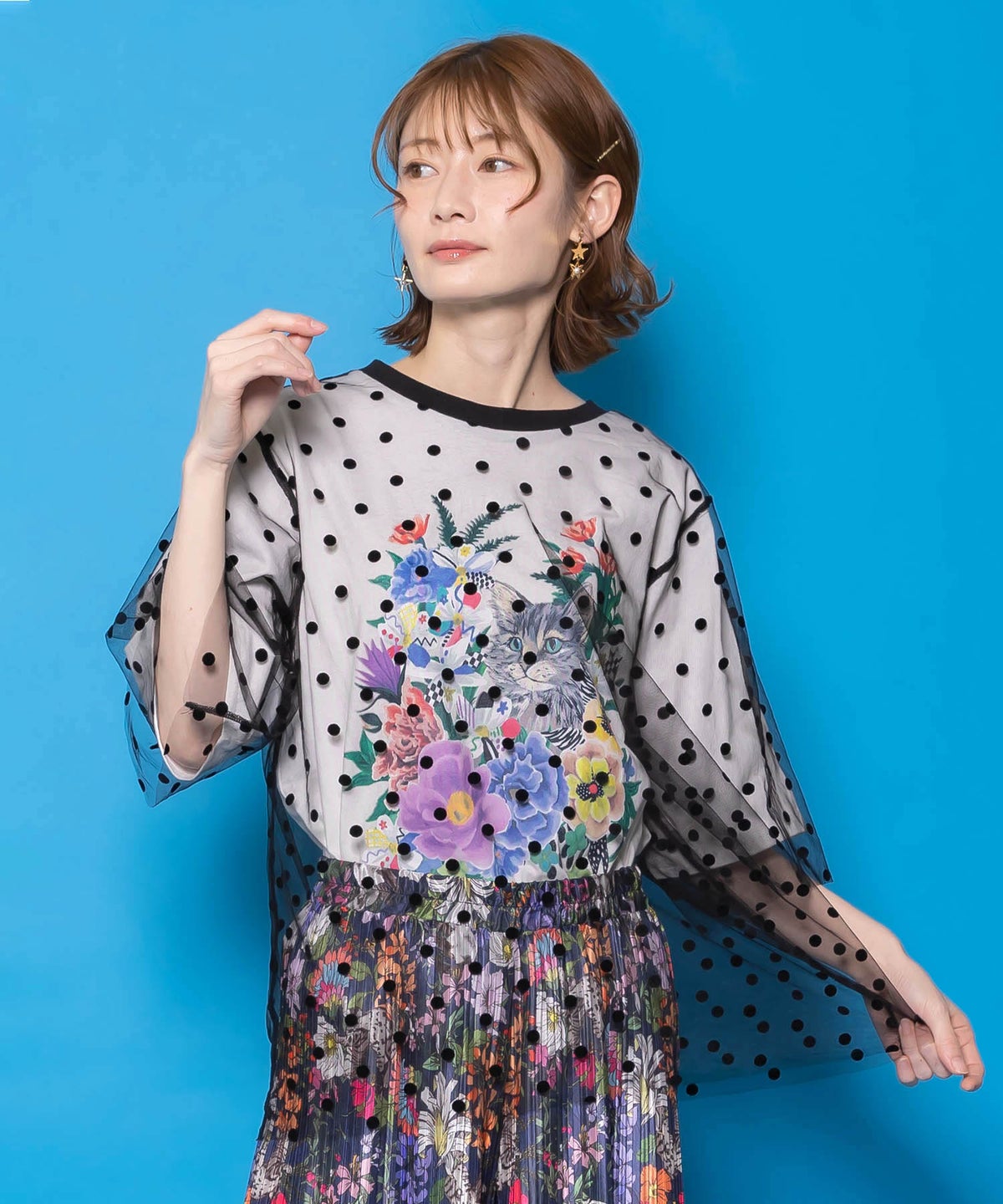 ドットチュール重ね花ネコ柄Tシャツ-1