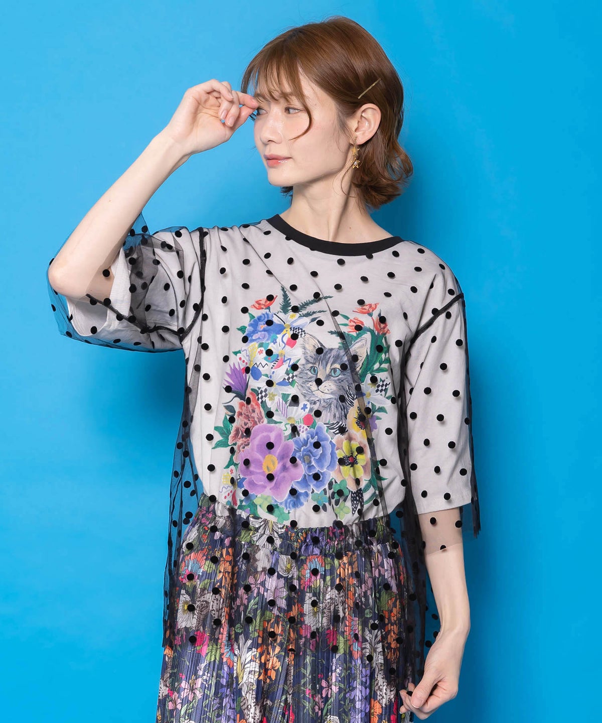 ドットチュール重ね花ネコ柄Tシャツ-3