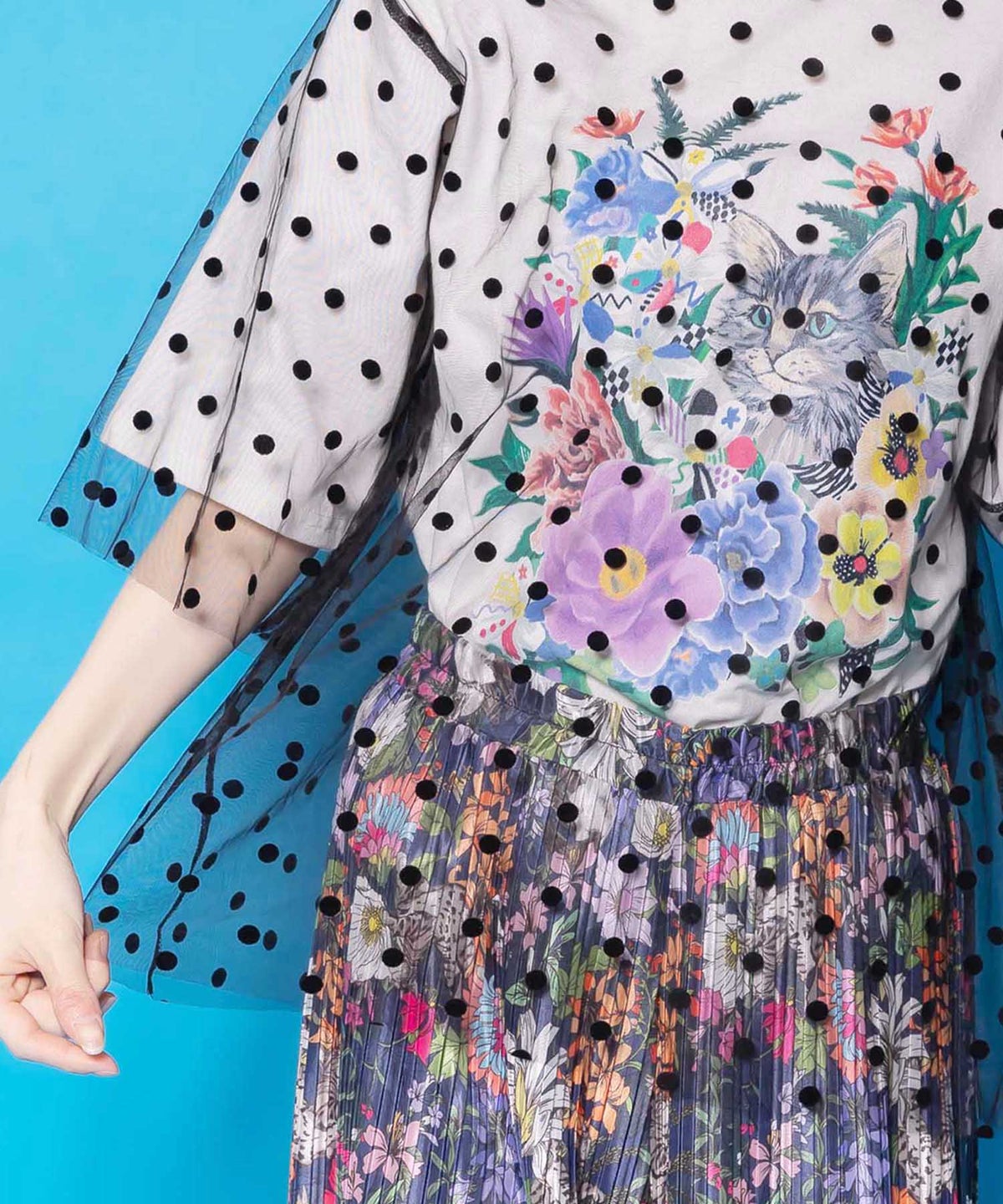 ドットチュール重ね花ネコ柄Tシャツ-8