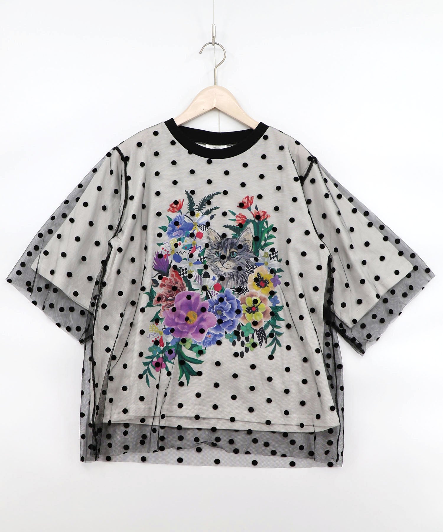 専用出品 161644：ドットチュール重ね花ネコ柄Tシャツの通販-ScoLar