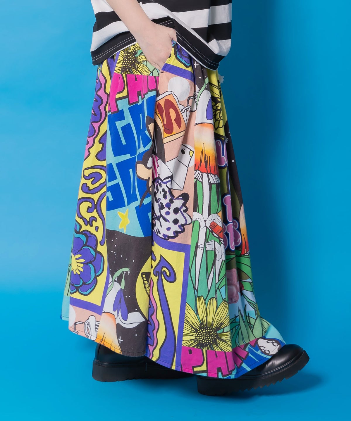 蝶々とキノコのコラージュ柄スカート-4