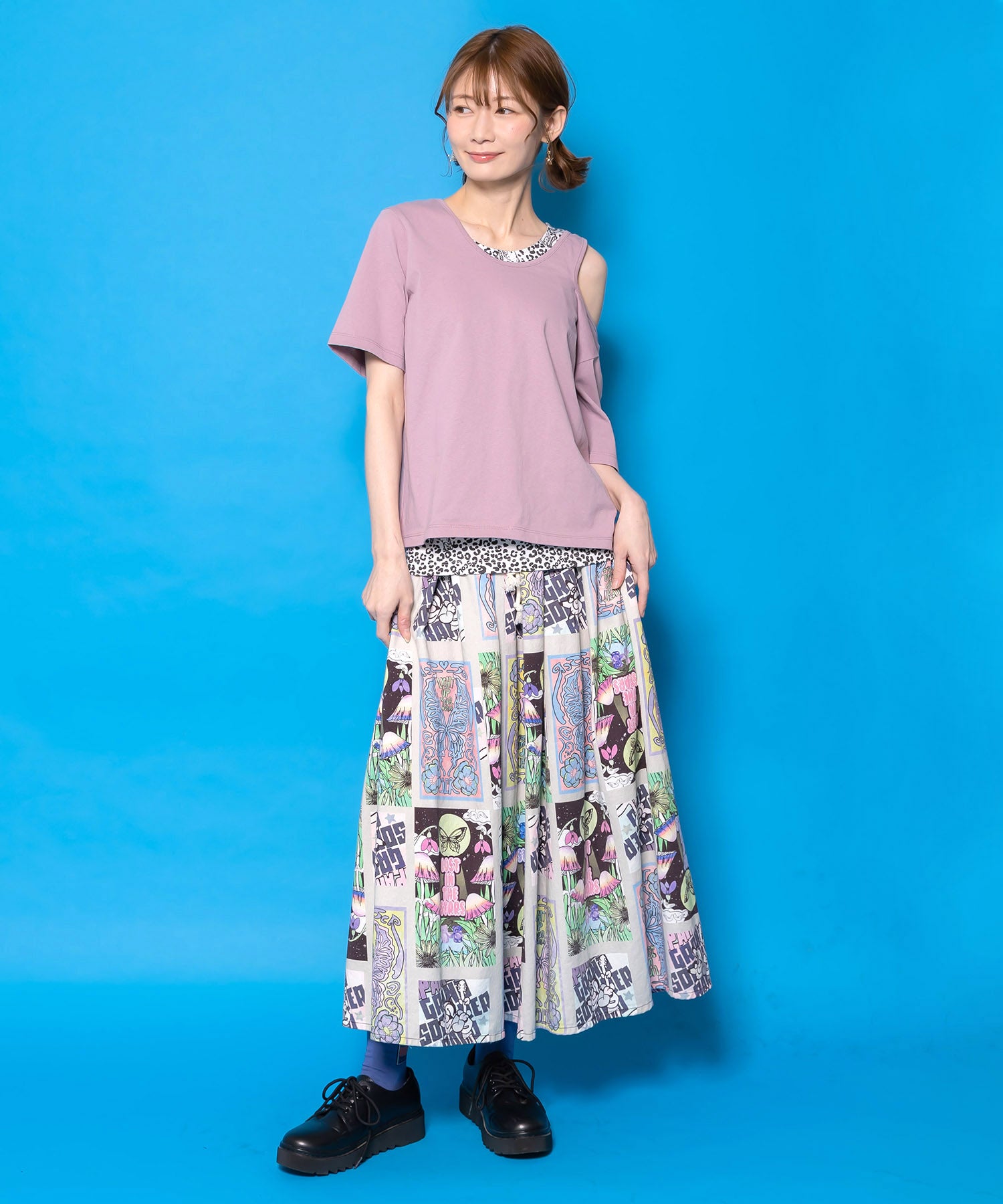 161641：蝶々とキノコのコラージュ柄スカートの通販-ScoLar