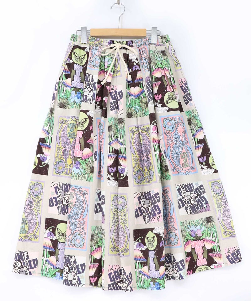 蝶々とキノコのコラージュ柄スカート-16