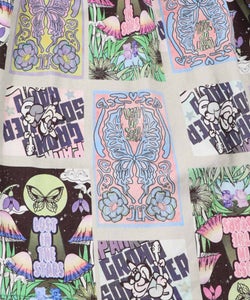 蝶々とキノコのコラージュ柄スカート-17