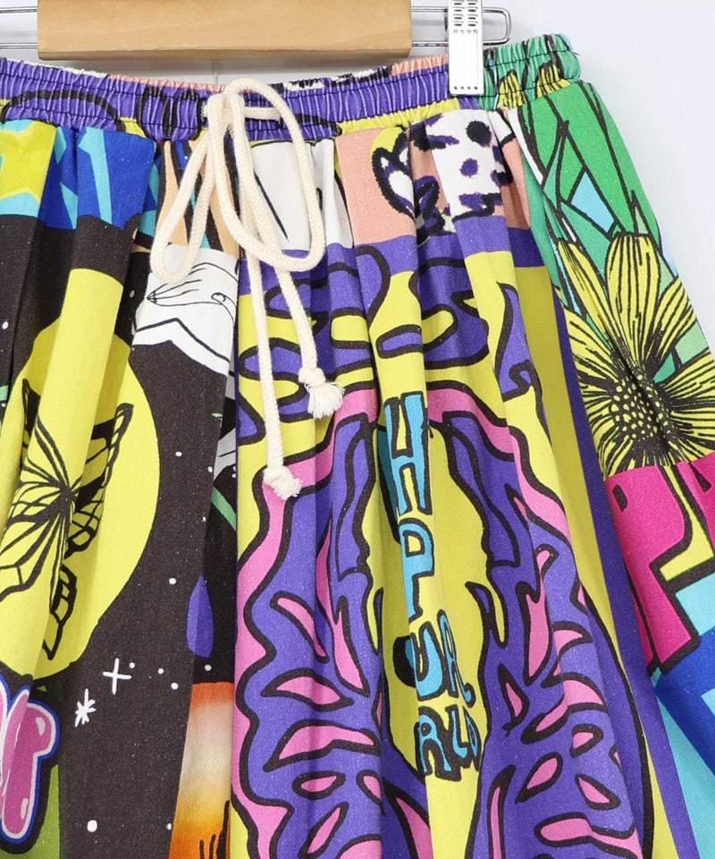 蝶々とキノコのコラージュ柄スカート-22