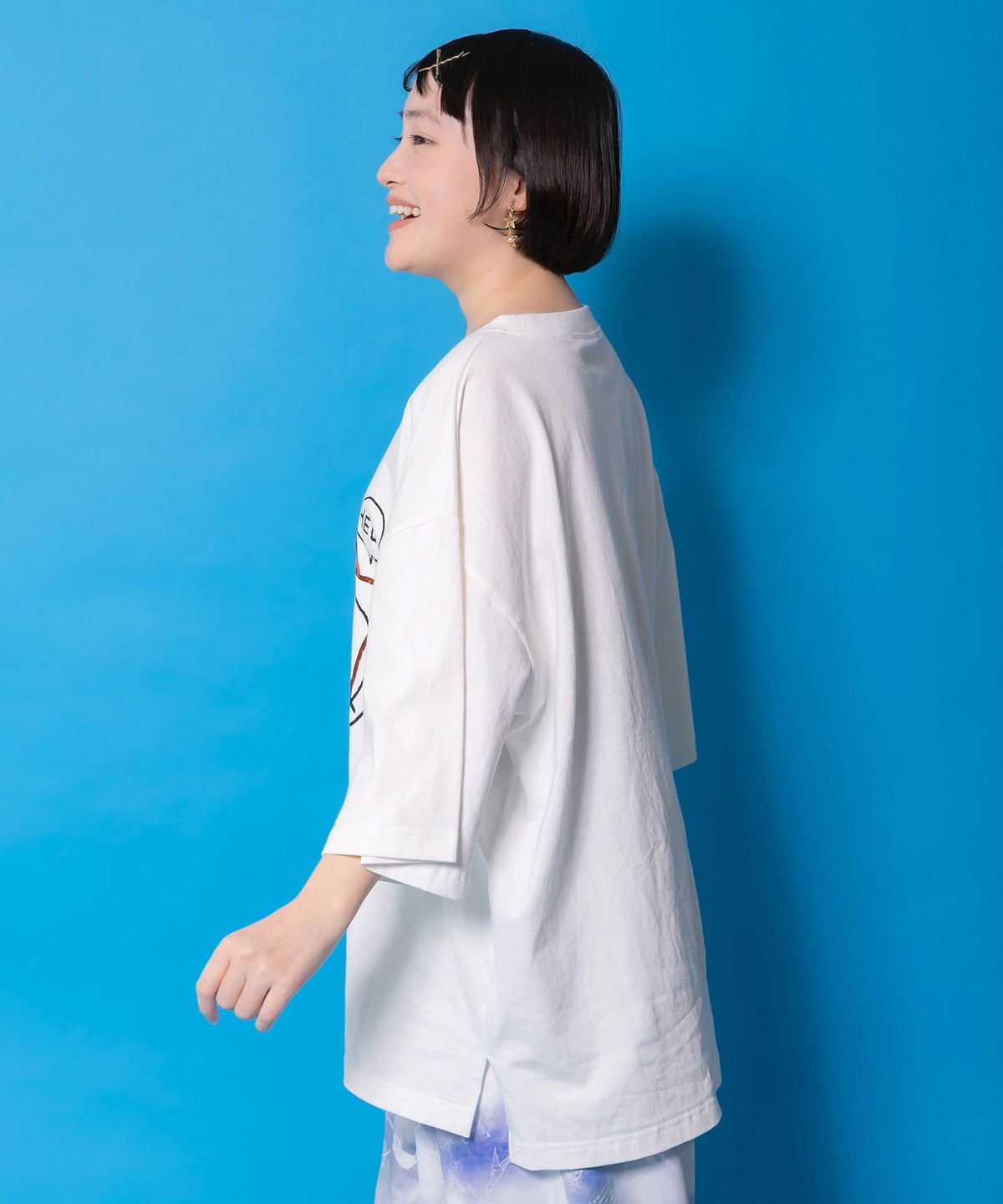 カセットテープにからまるネコTシャツ-4