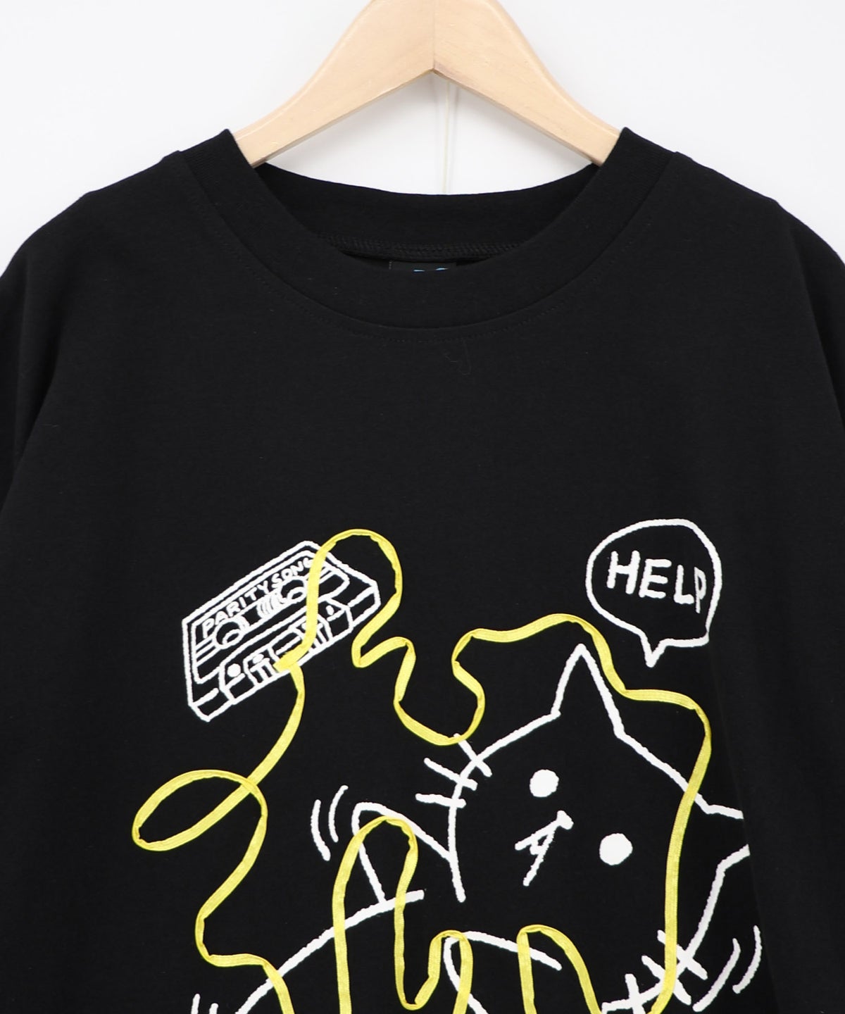 カセットテープにからまるネコTシャツ-18
