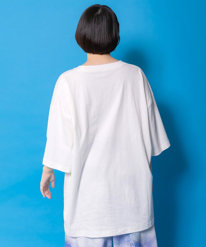 しっぽ飛び出しサメニャン柄Tシャツ-4