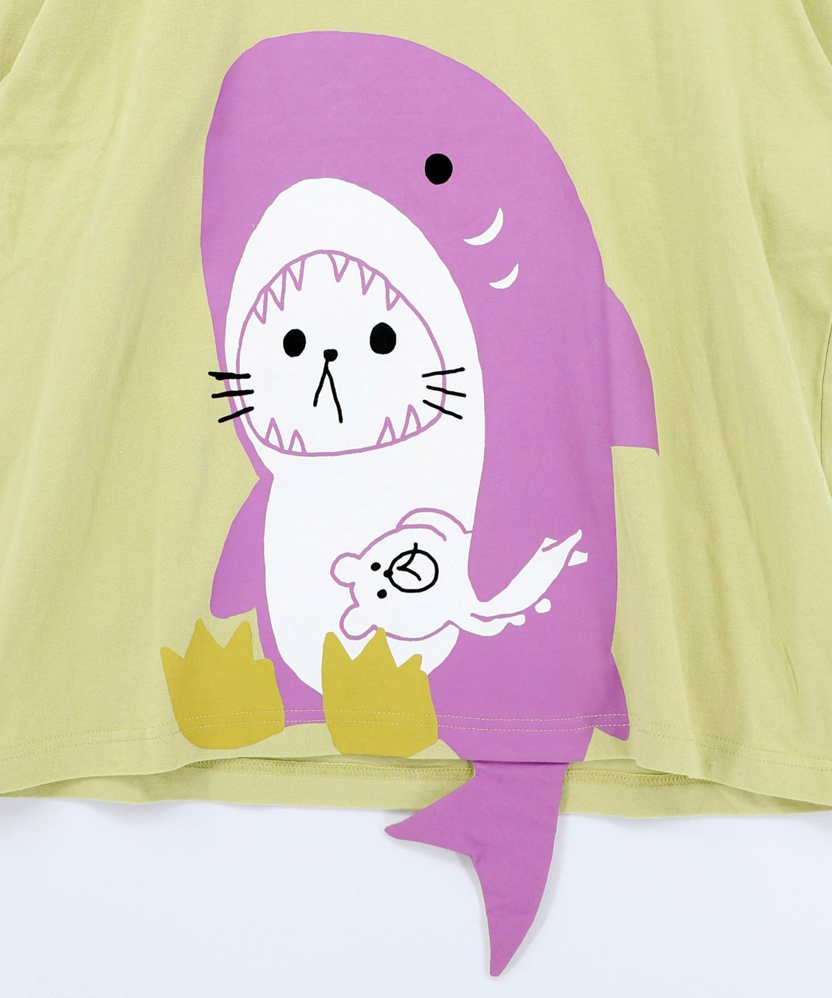 しっぽ飛び出しサメニャン柄Tシャツ-15