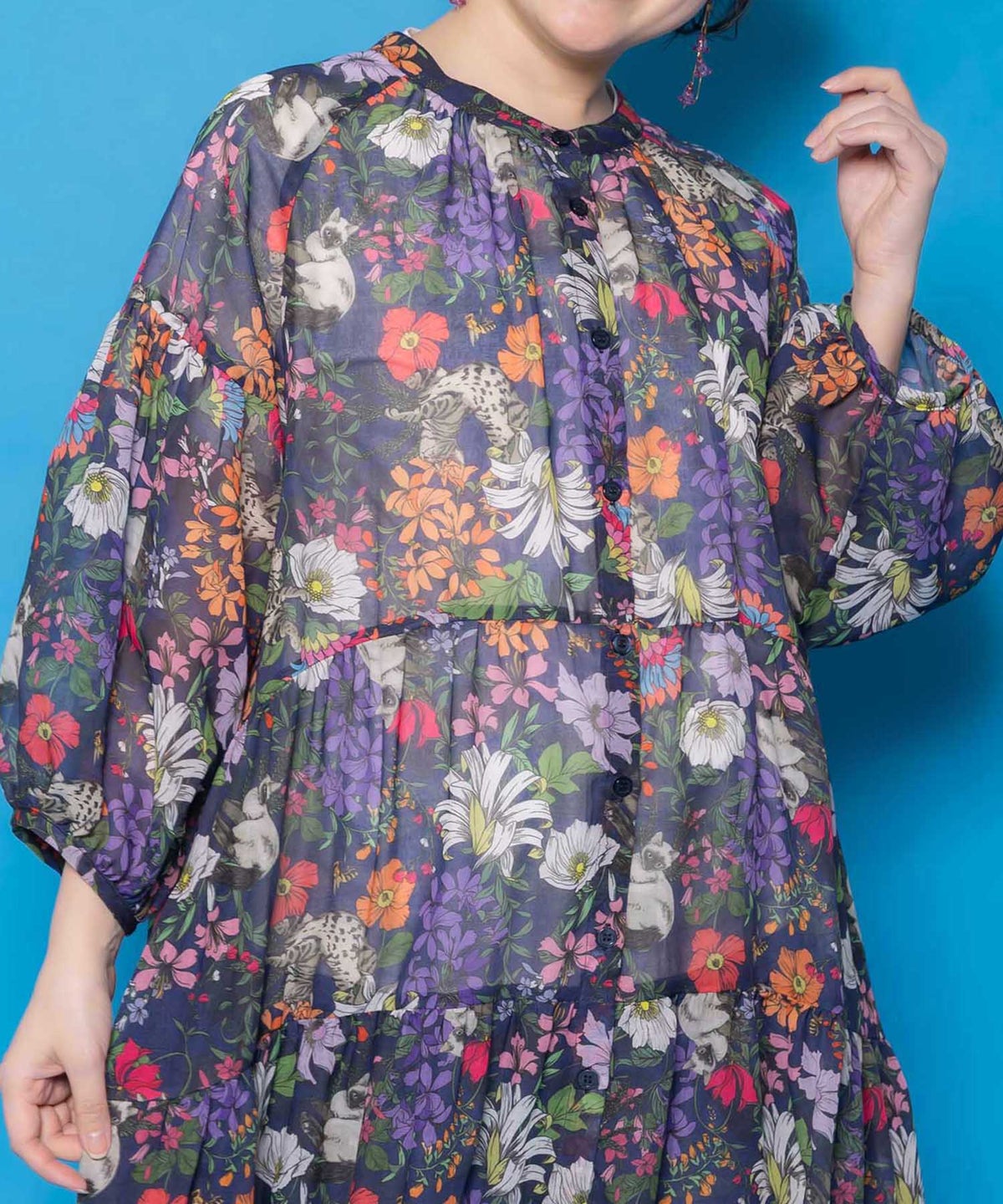 花ネコ柄シアー素材ティアードシャツワンピ-7