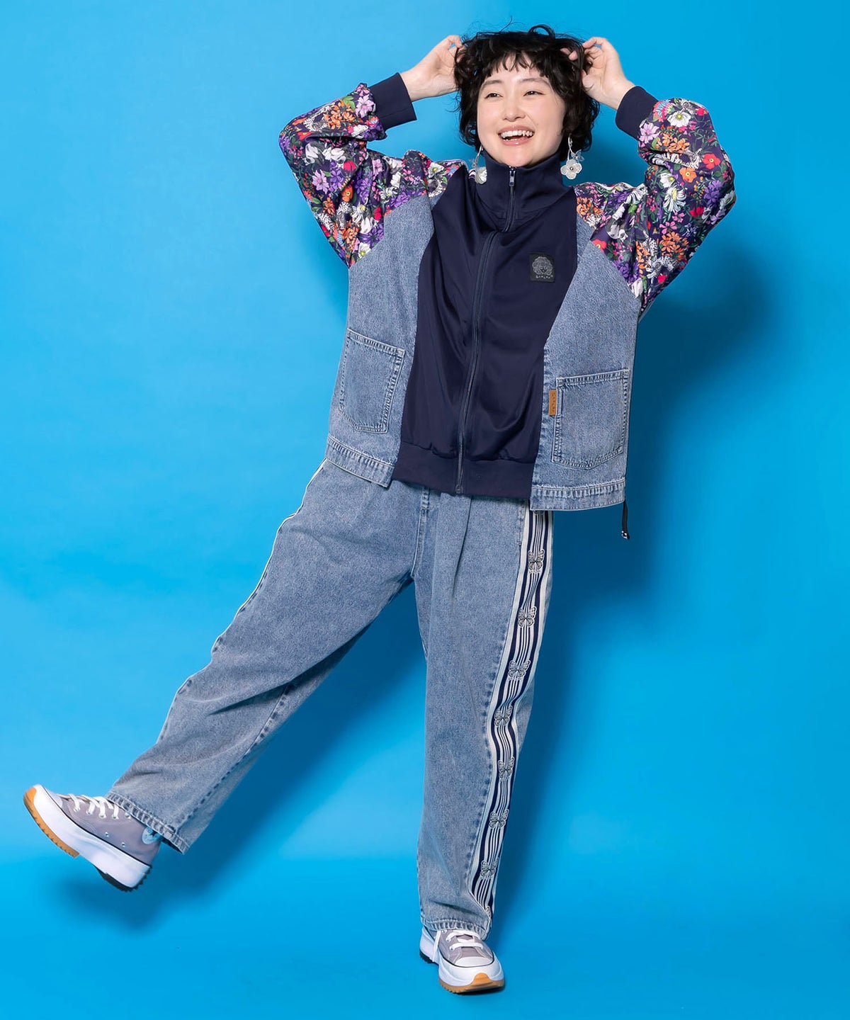 蝶ラインテープ付きデニムパンツ-3