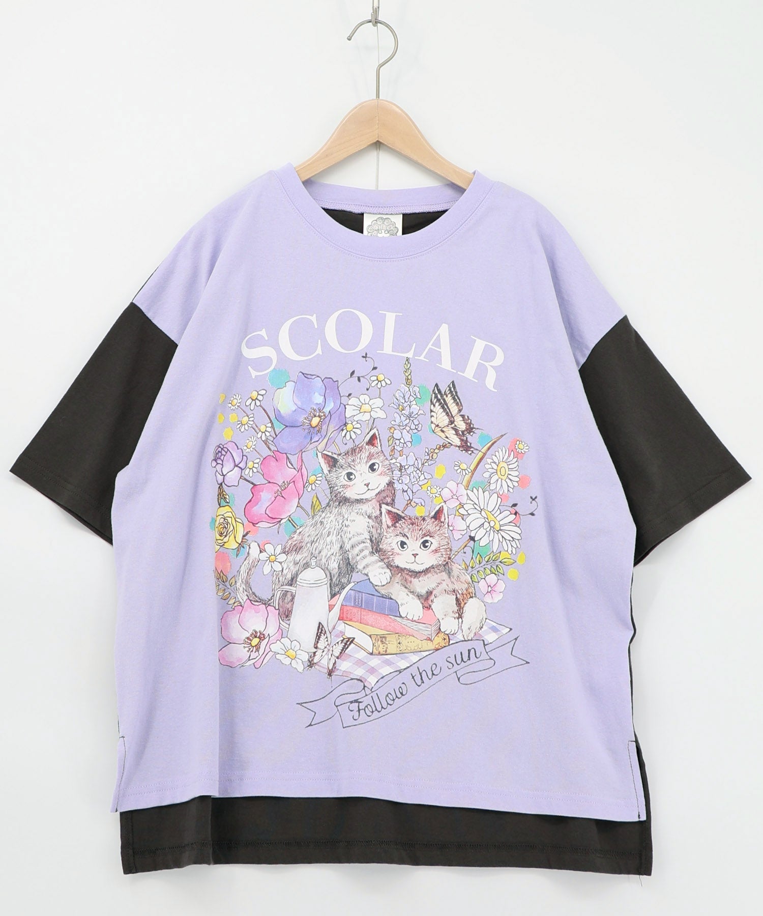 161651：花ネコピクニック柄配色Tシャツの通販-ScoLar