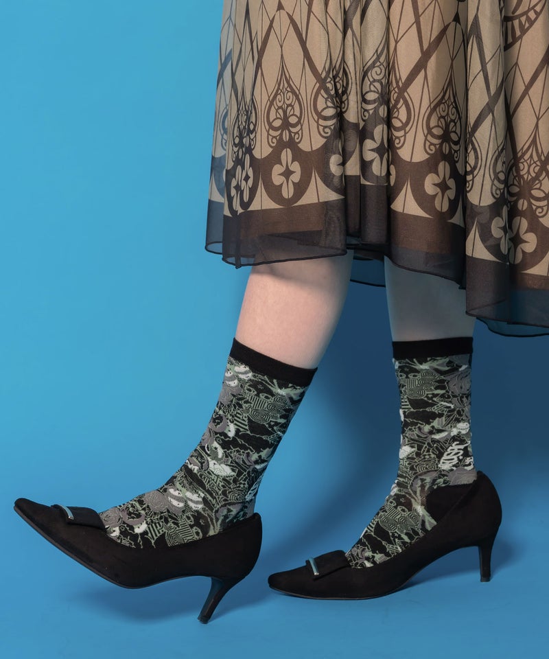 宇宙柄とスカラー柄ソックス-1