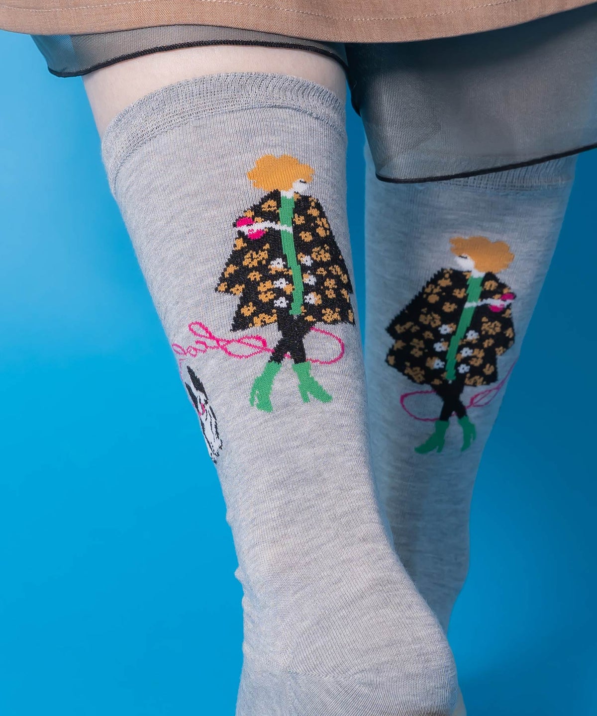 スカラー犬の散歩柄ソックス-2