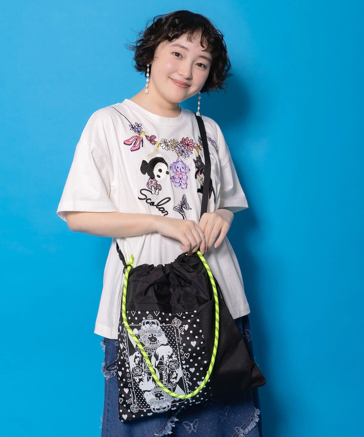 ハートの女王スカラーちゃん柄配色バッグ-1