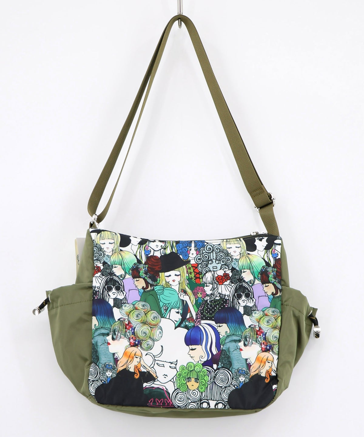 スカラーと女の子がいっぱい柄ショルダーバッグ-13