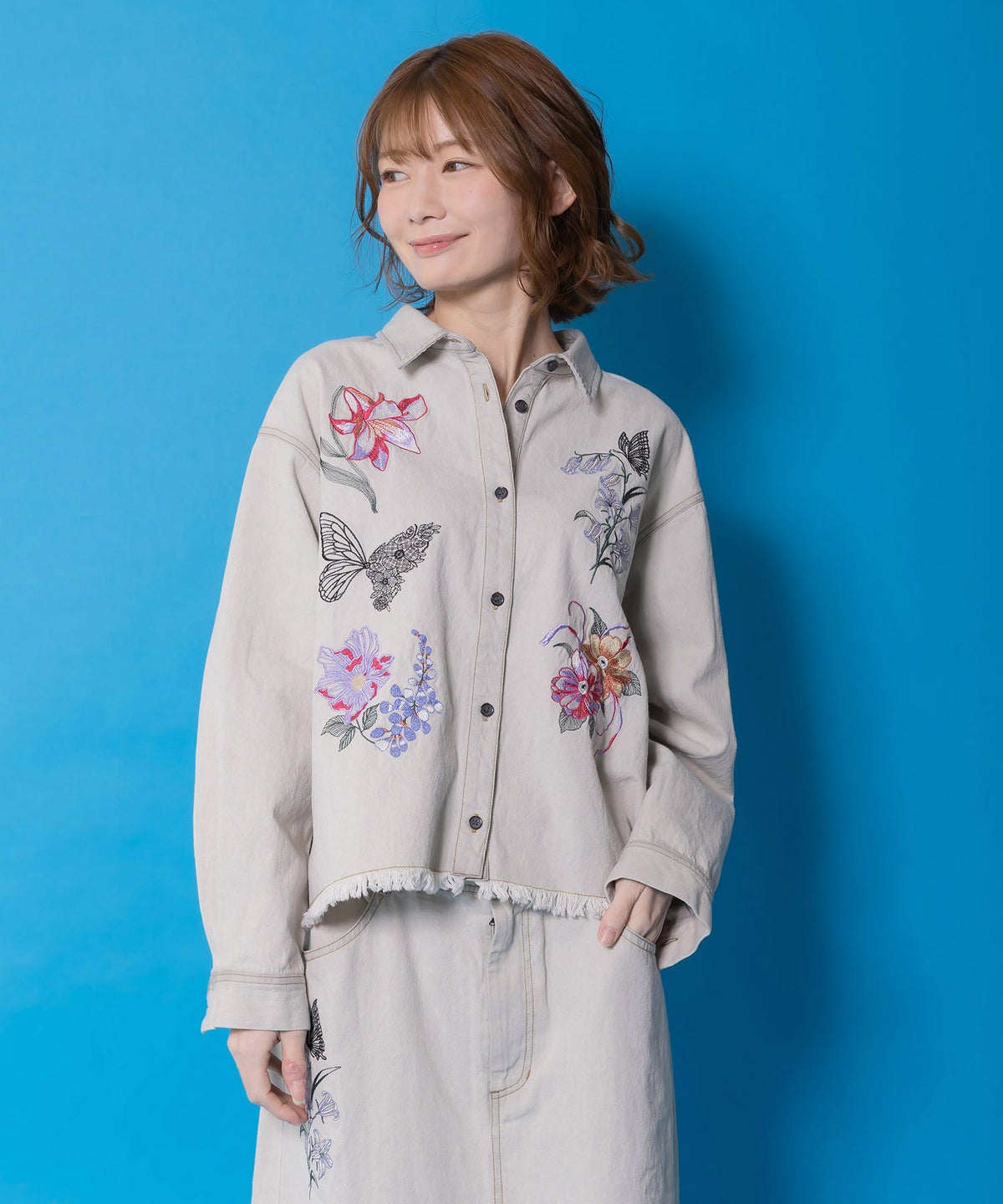 花蝶刺繍すそフリンジ入りデニムシャツ-3