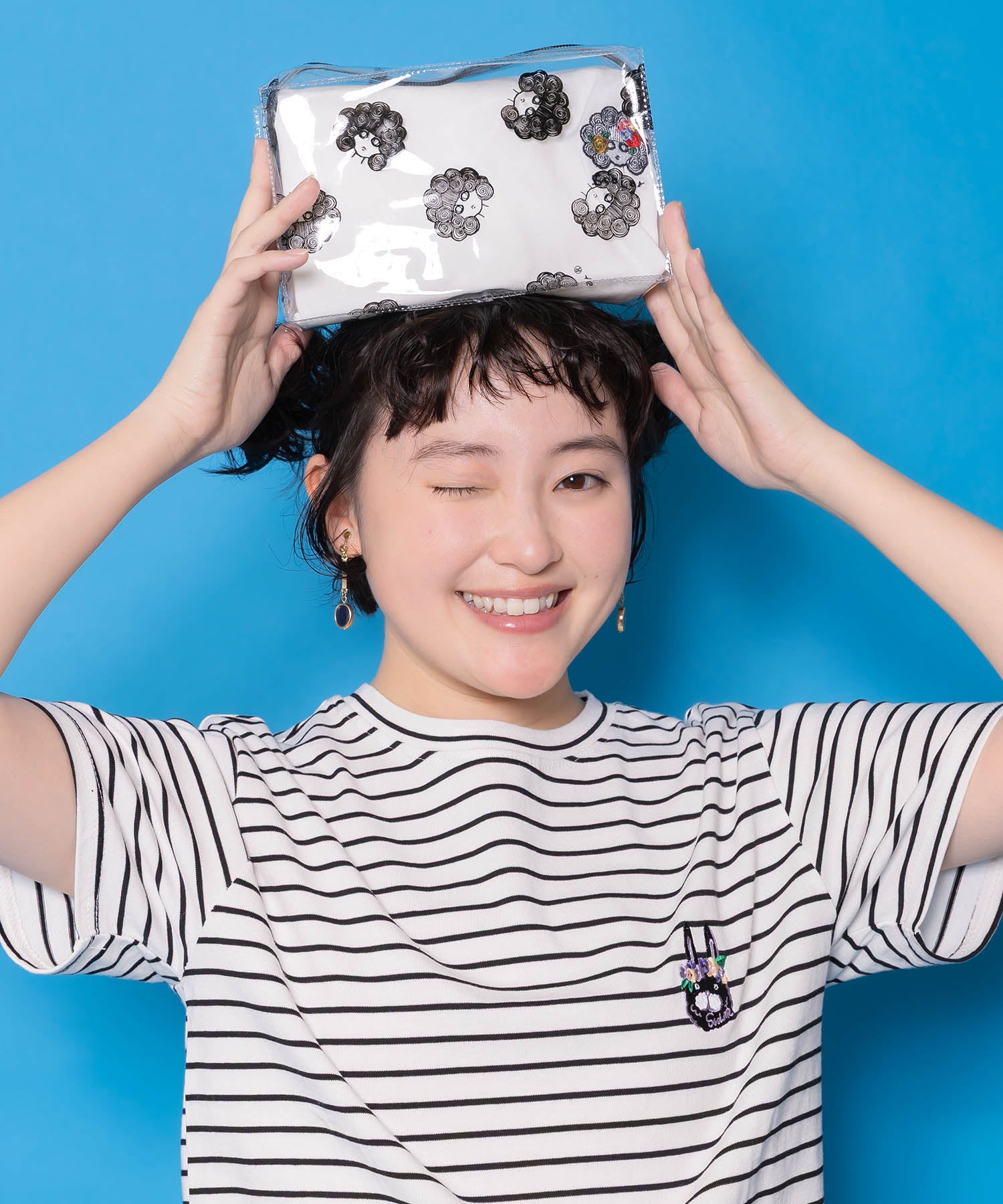 161652：スカラーちゃんポーチ付き3柄展開キャラ刺繍Tシャツの通販-ScoLar