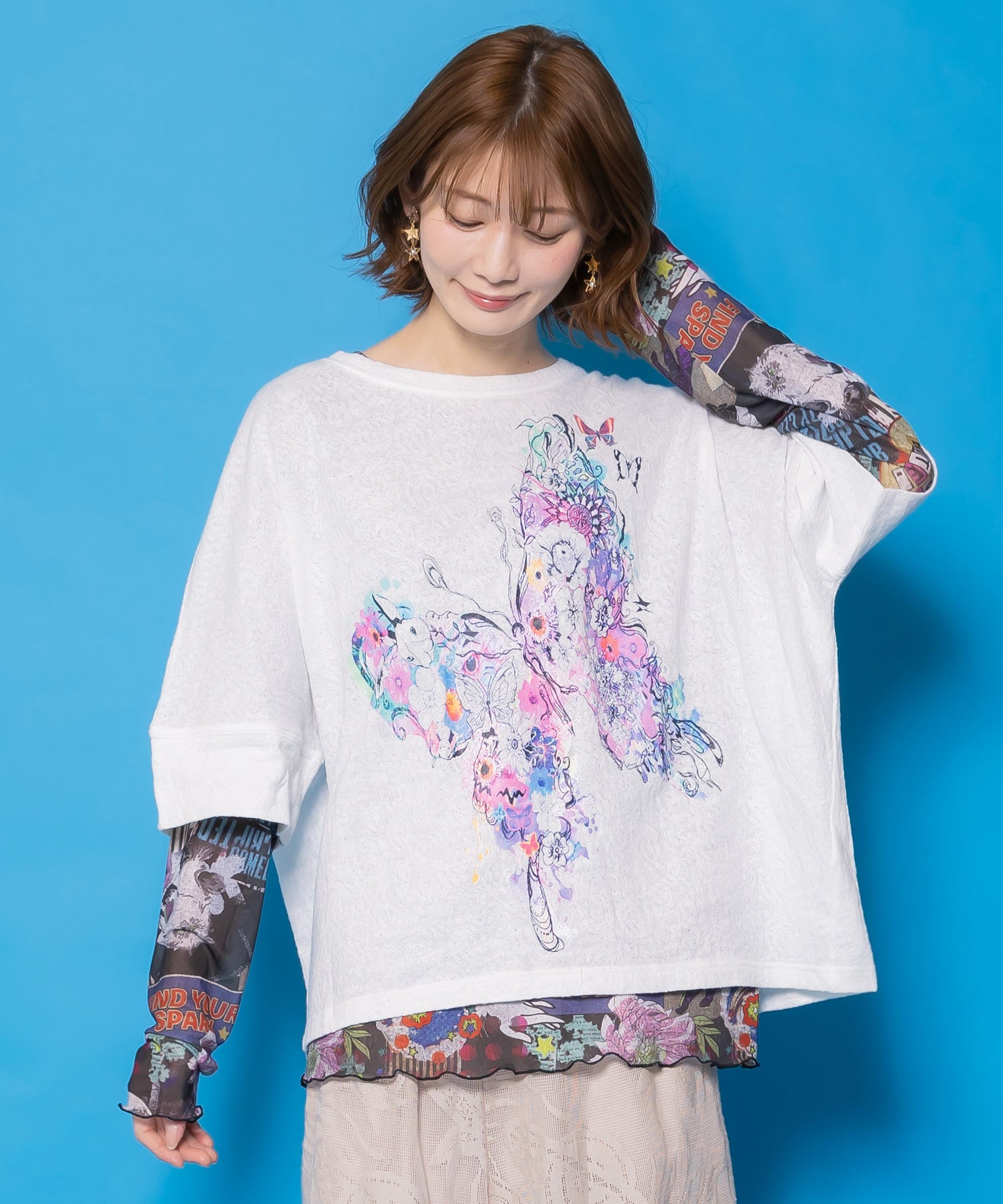 スカラー　scolar 161647：水彩タッチ花蝶プリントTシャツ 161647：水彩タッチ花蝶プリントTシャツの通販-ScoLar
