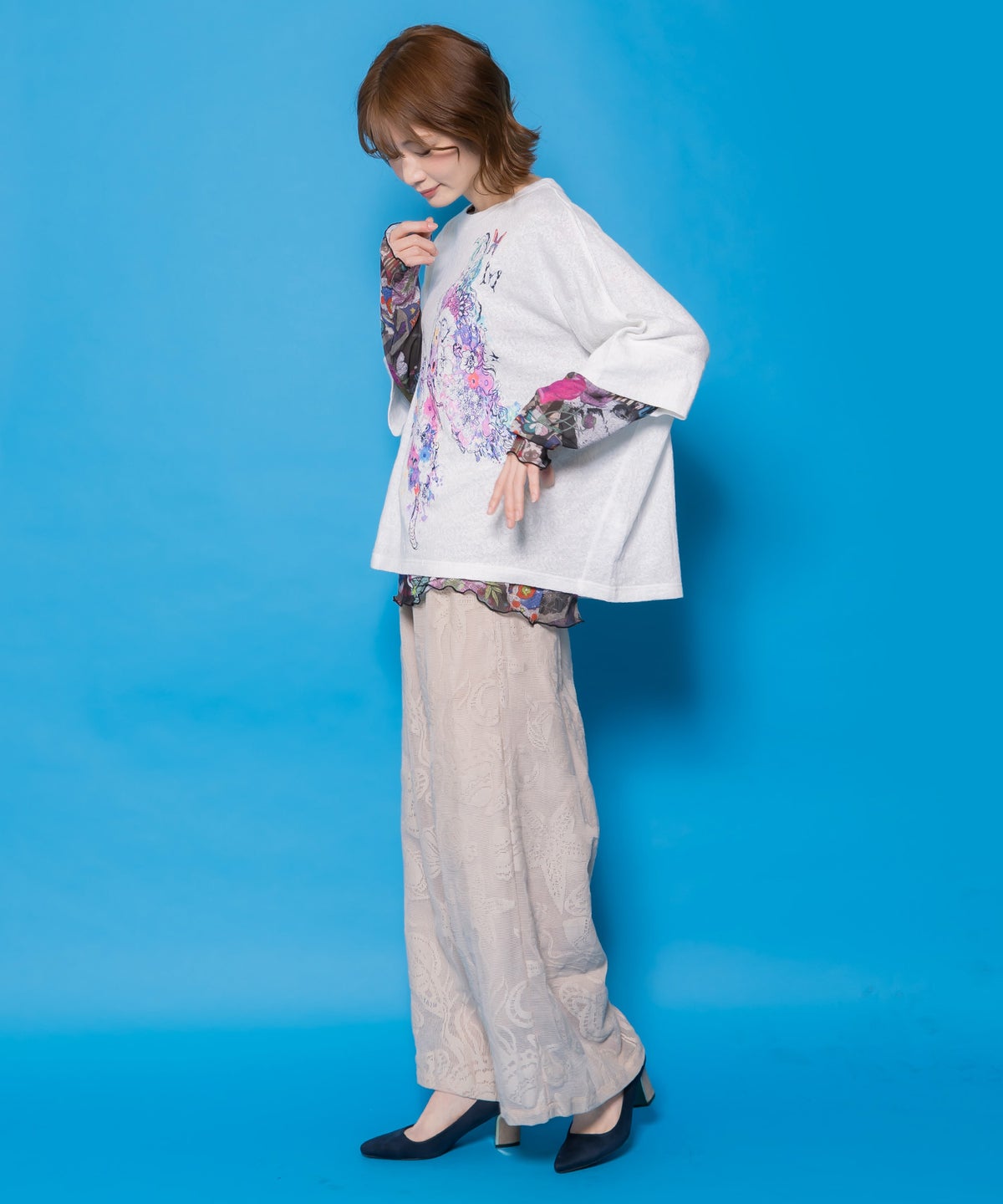 水彩タッチ花蝶プリントTシャツ-4