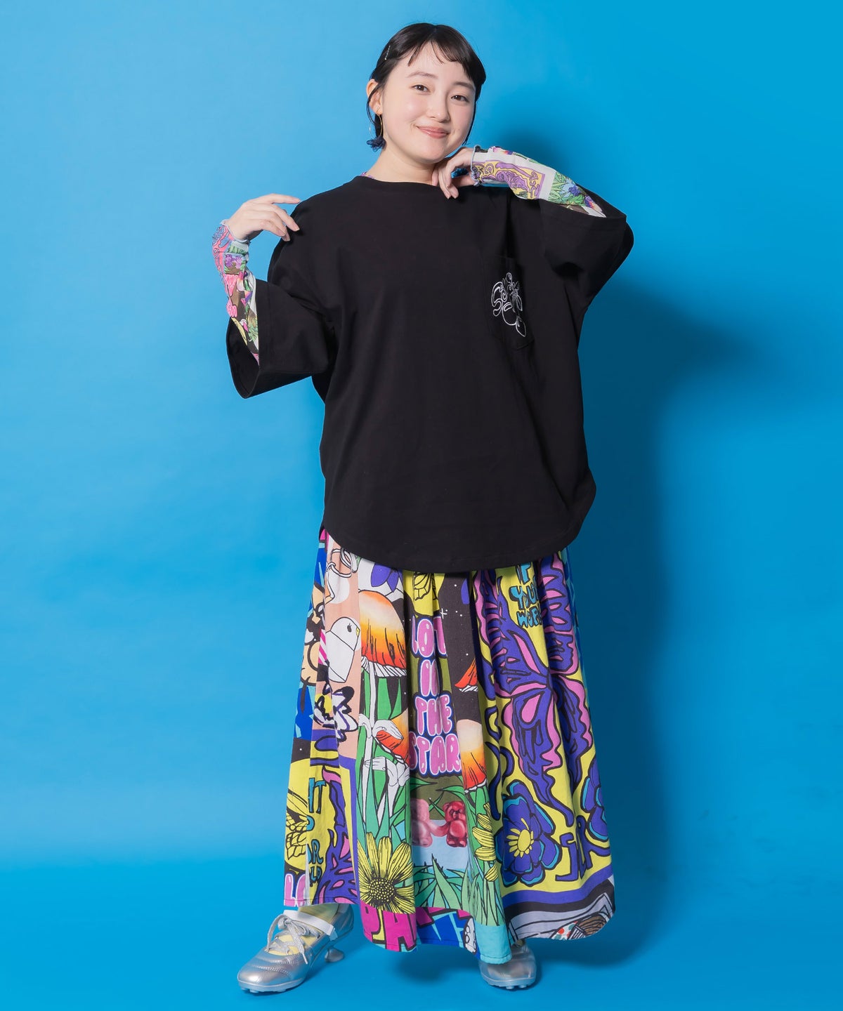 じゃらじゃらスカラーキーホルダー柄Tシャツ-3