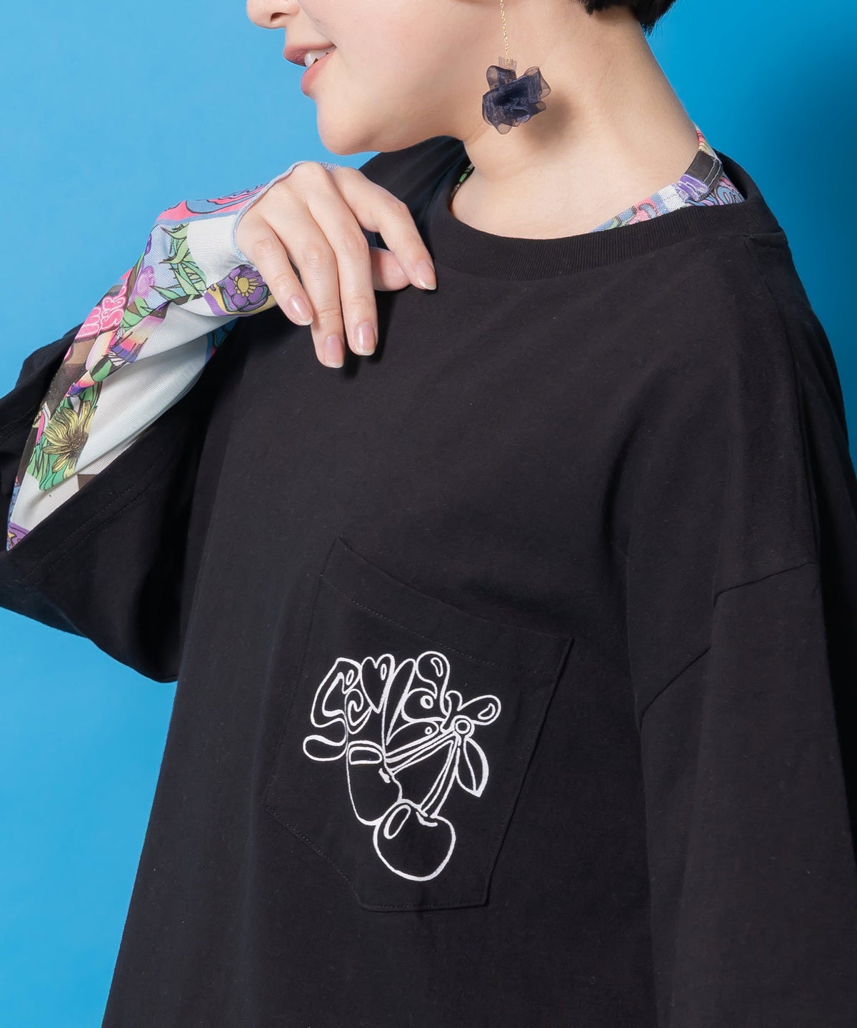 じゃらじゃらスカラーキーホルダー柄Tシャツ-6