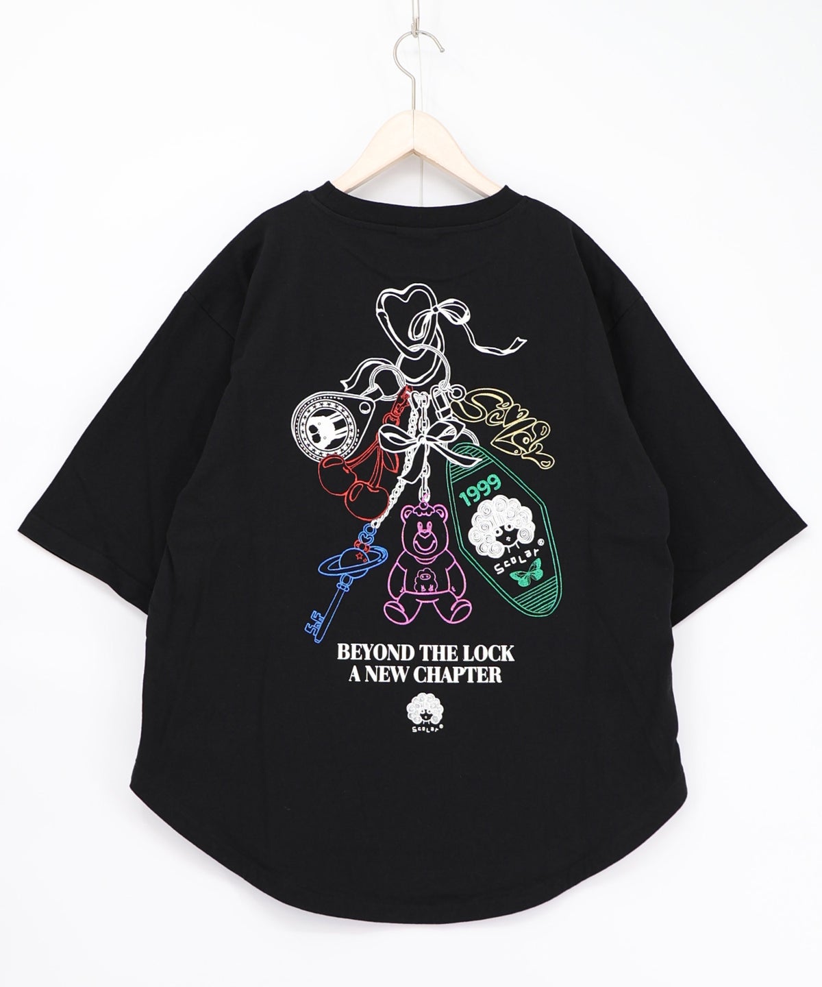 じゃらじゃらスカラーキーホルダー柄Tシャツ-12