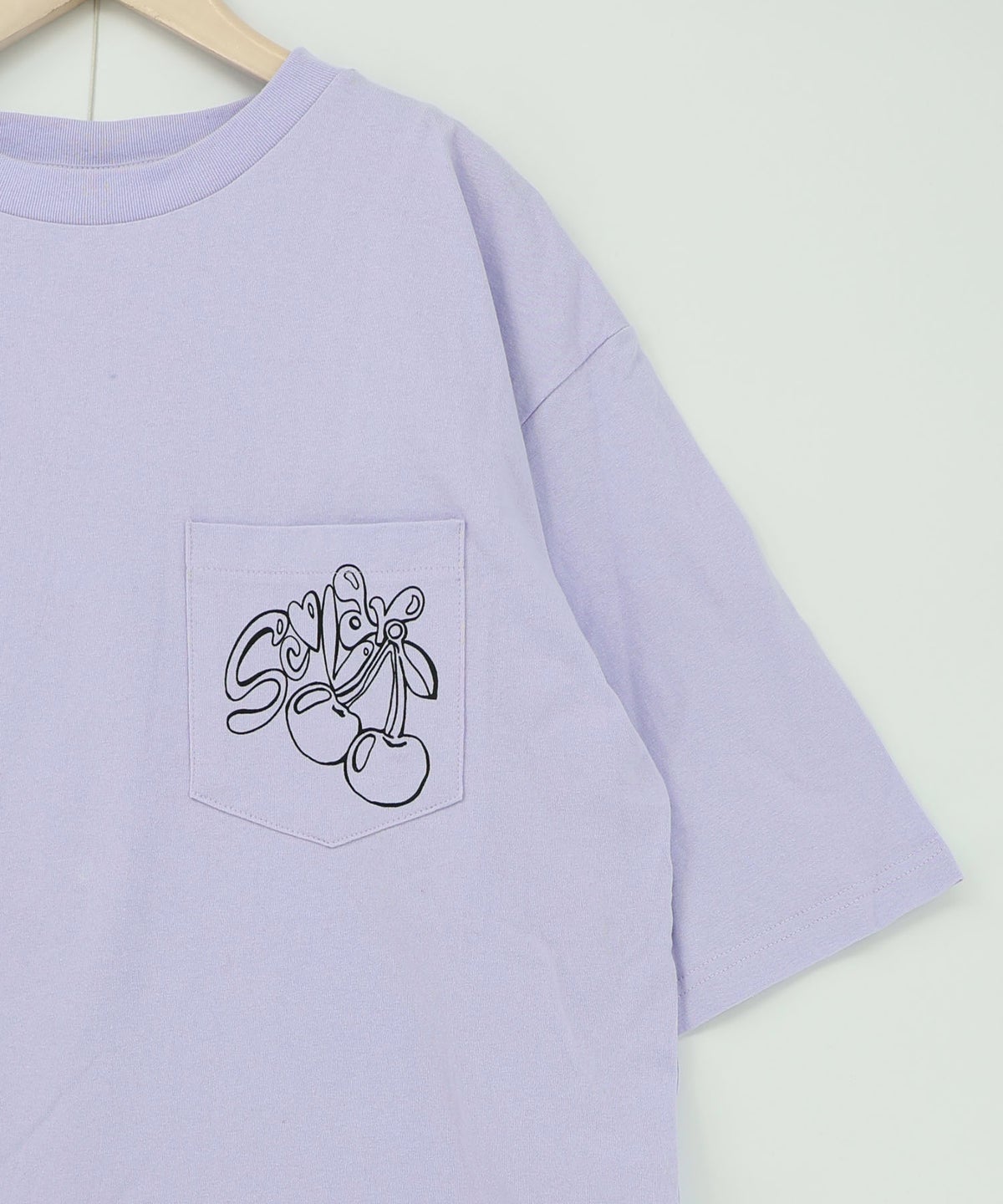 じゃらじゃらスカラーキーホルダー柄Tシャツ-19