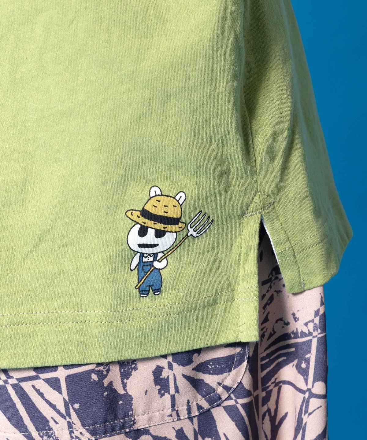 山からクマ大根Tシャツ-9