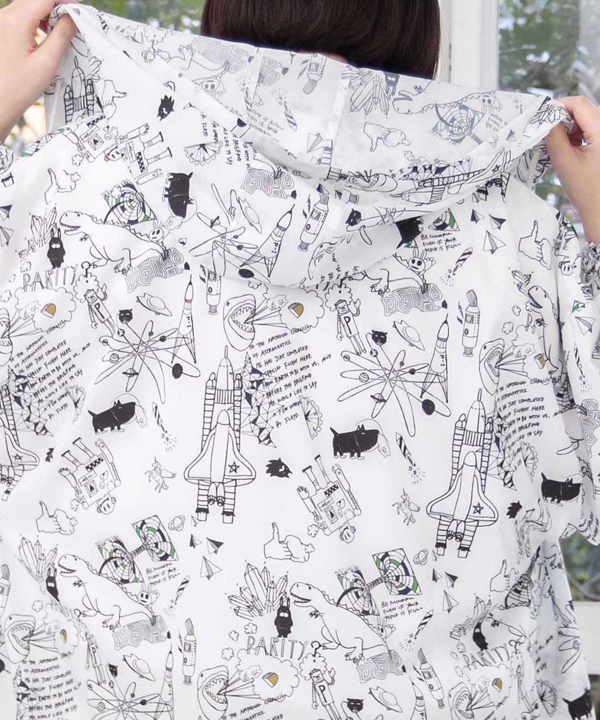 Parity×恐竜in宇宙柄 軽量パーカー-7