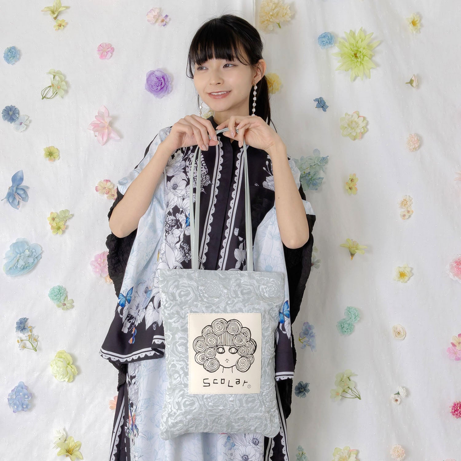 662432：スカラーちゃん付きフラワー柄トートバッグの通販-ScoLar