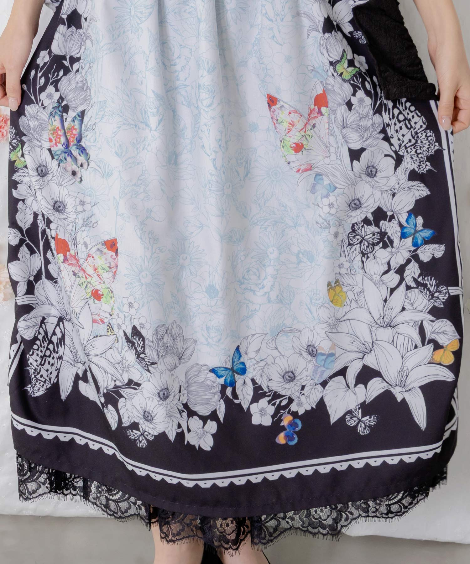 562216：お花いっぱい レース×ドロスト付きスカートの通販-ScoLar