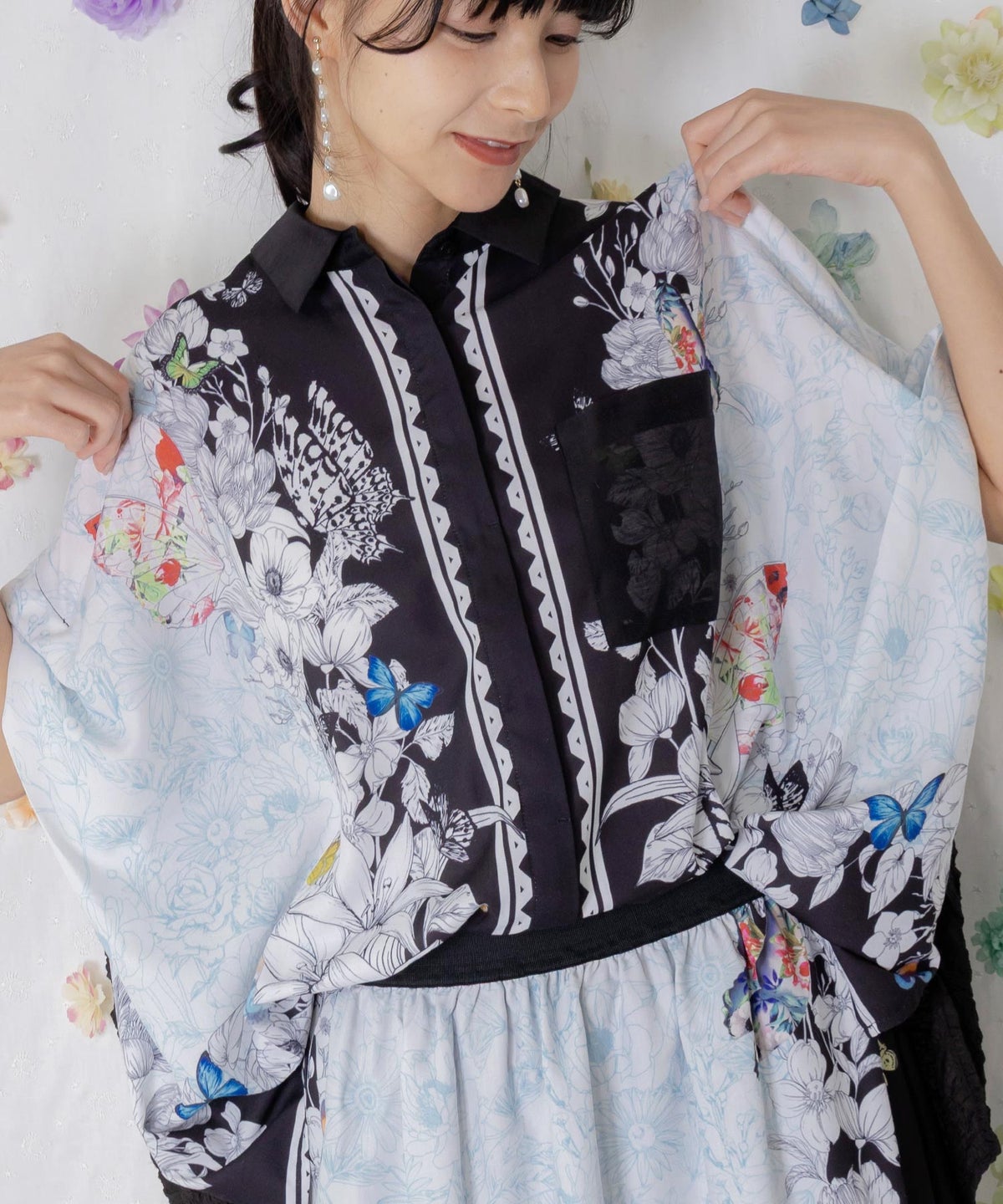 お花いっぱい アンティーク調シャツ-8