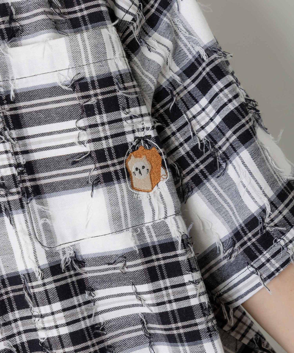 ネコパン刺繍 ひげチェックorデニムシャツ-8