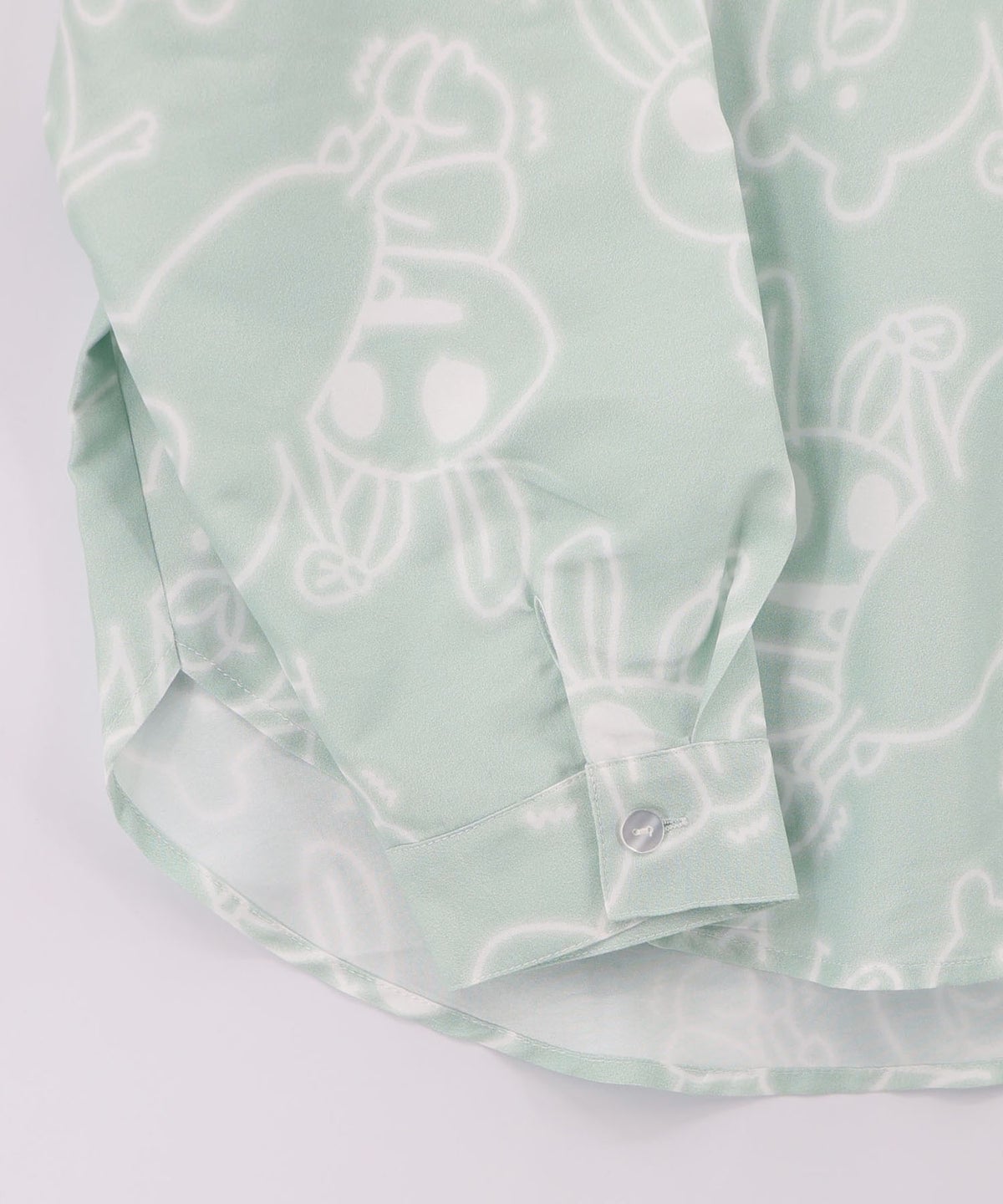 組体操クマとうさぎネオンサイン風シャツ-19