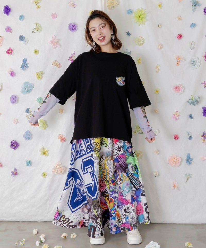 ポップレトロ調 ワッペン風バック刺繍Tシャツ-3