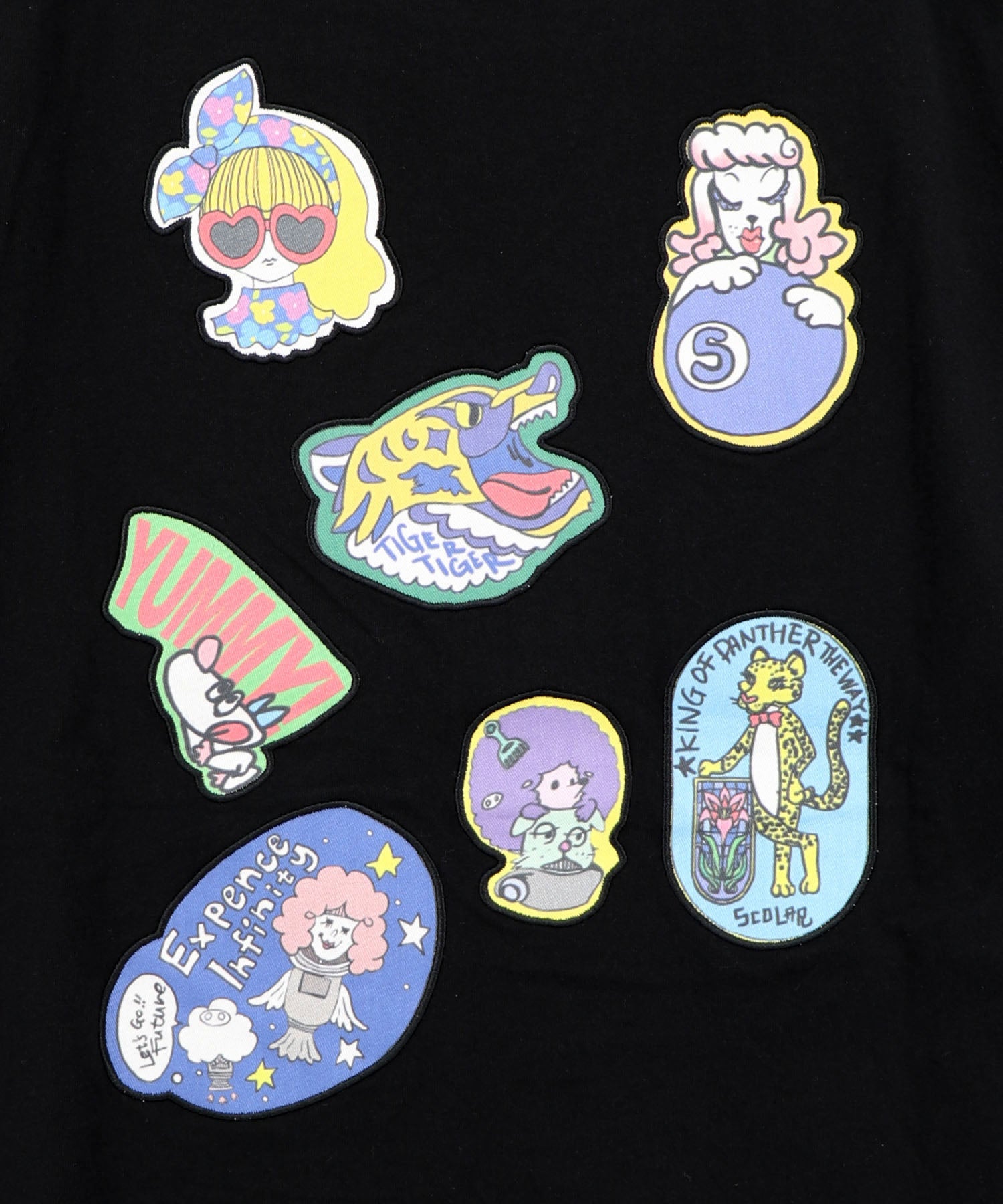 162627：ポップレトロ調 ワッペン風バック刺繍アップリケTシャツの通販