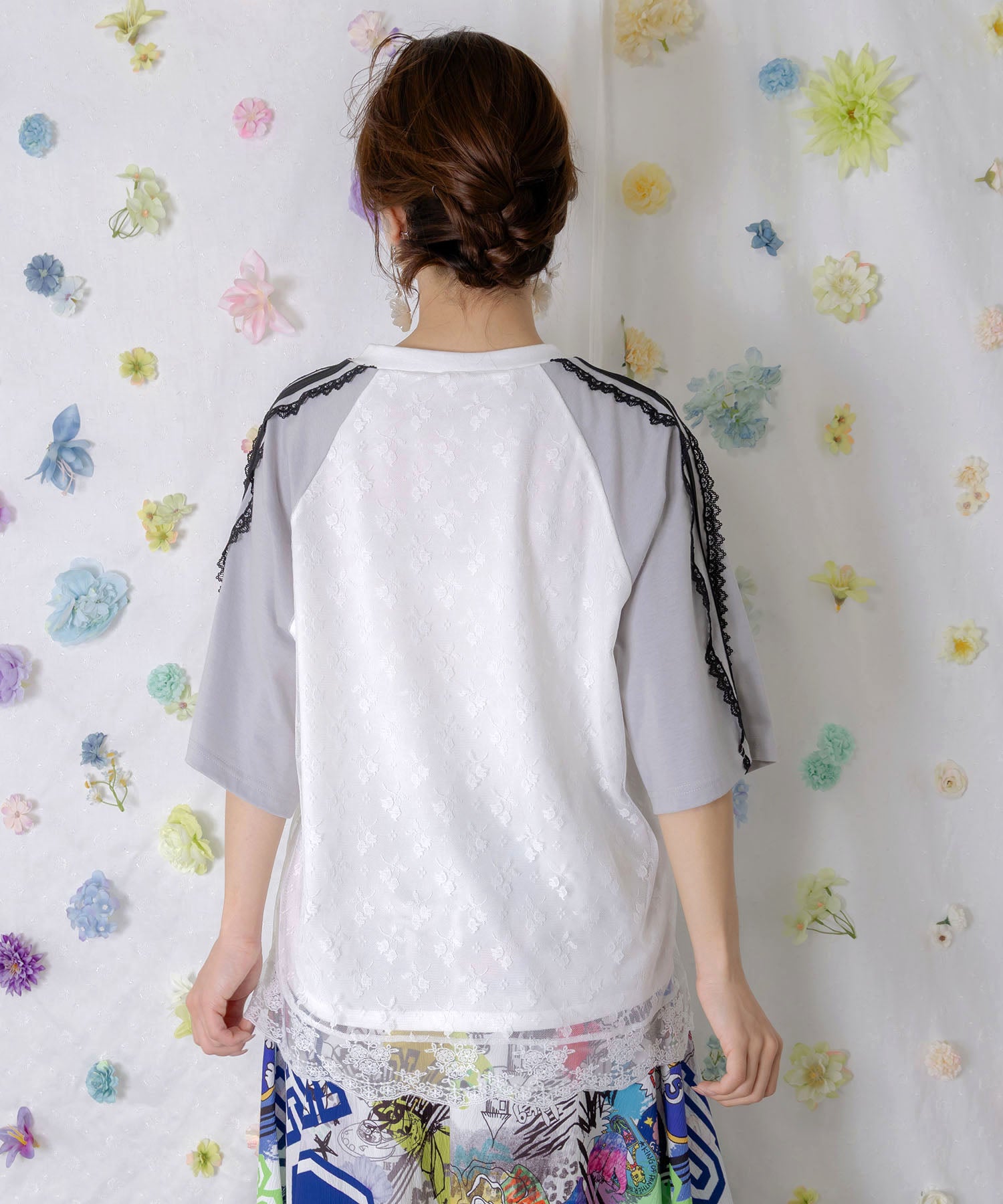 162618：花チュールレース重ねユニフォーム風Tシャツの通販-ScoLar