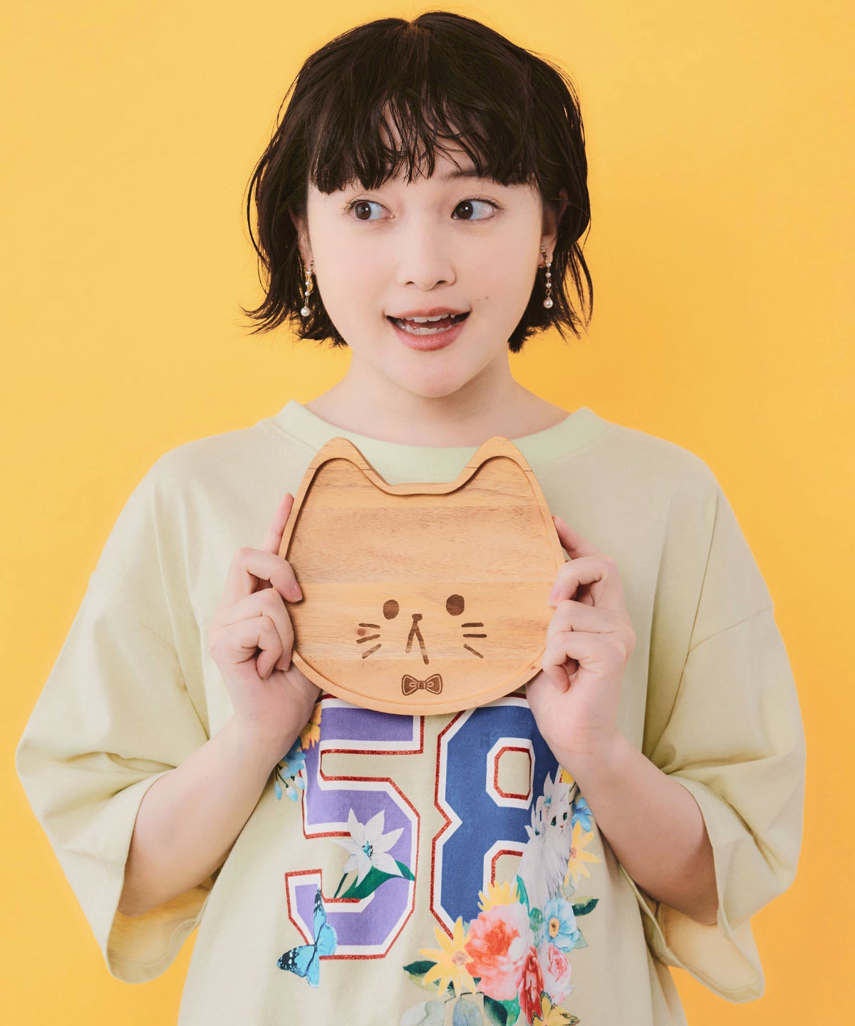 木製ネコ型プレート-2