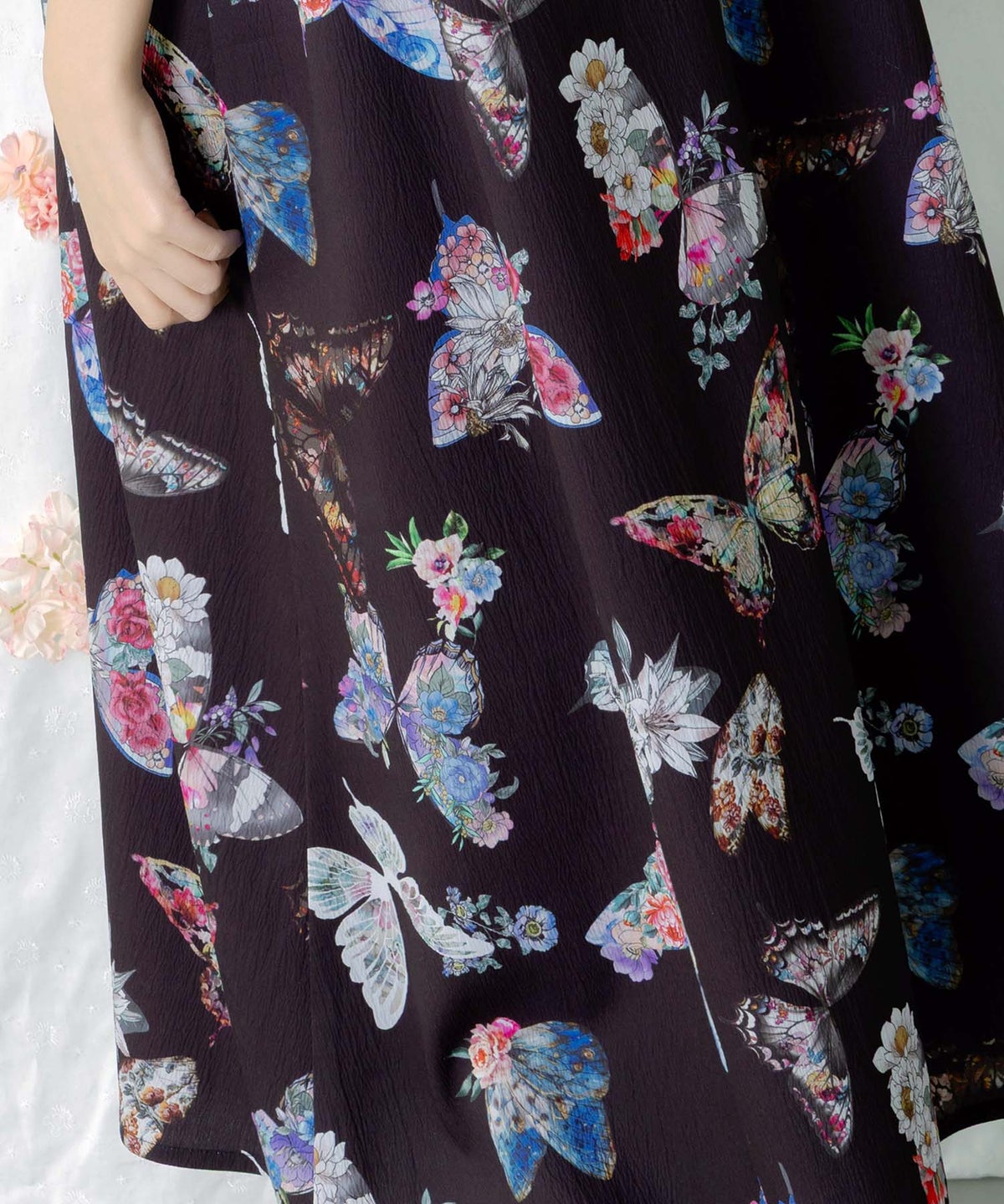 フェザーラメシフォンプルオーバー付き 蝶柄ワンピース-11