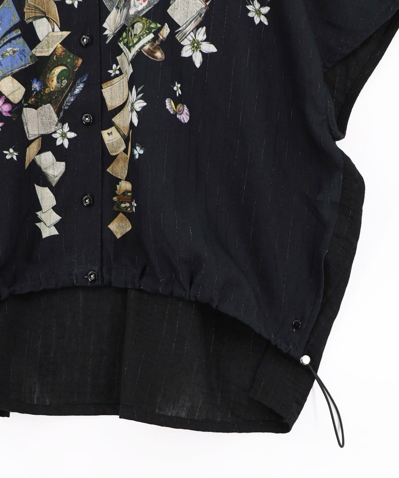 おばあちゃんの思い出本棚柄 ラメストライプシャツ-17