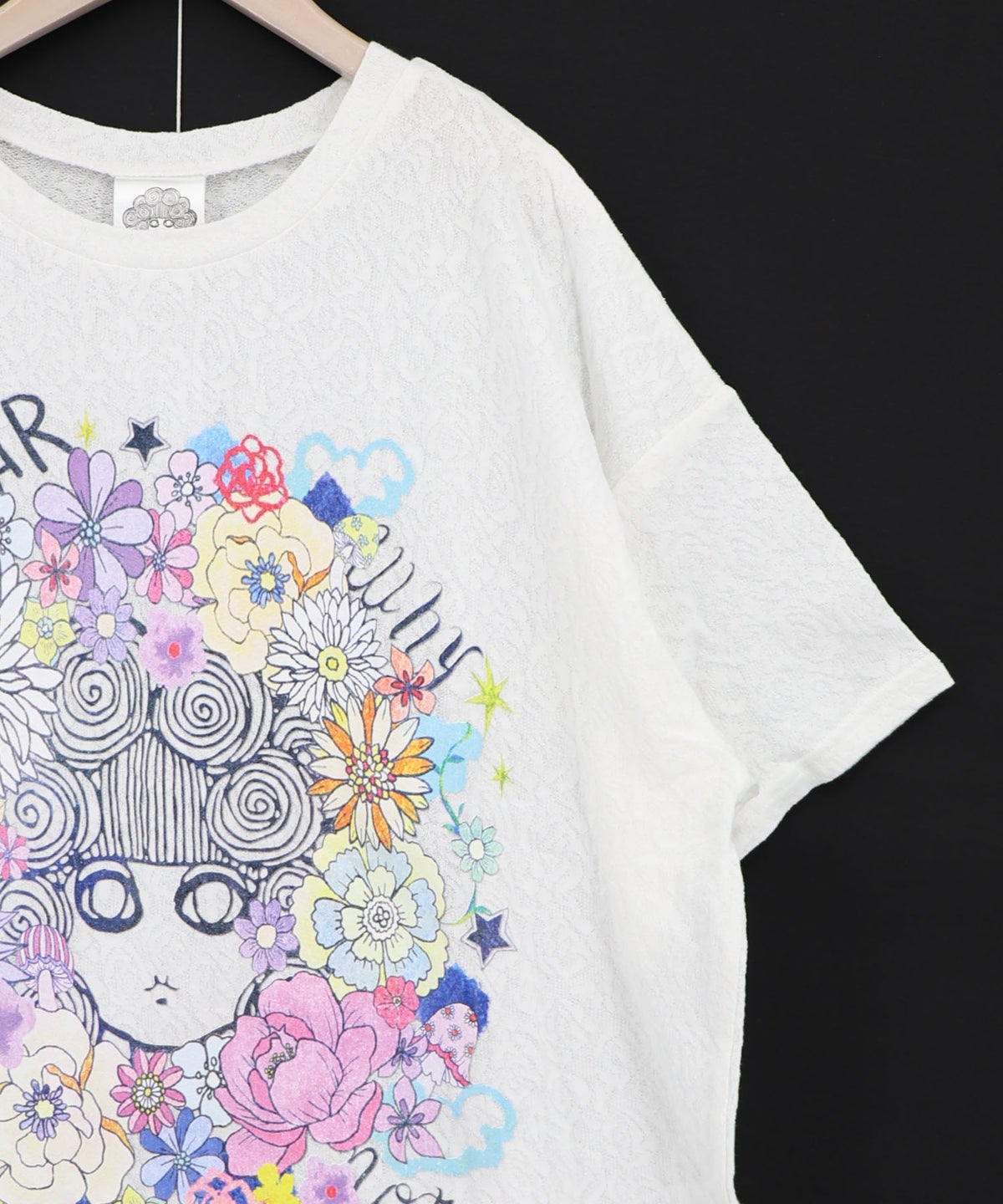 花に埋もれたスカラーちゃん ローズジャガードTシャツ-13