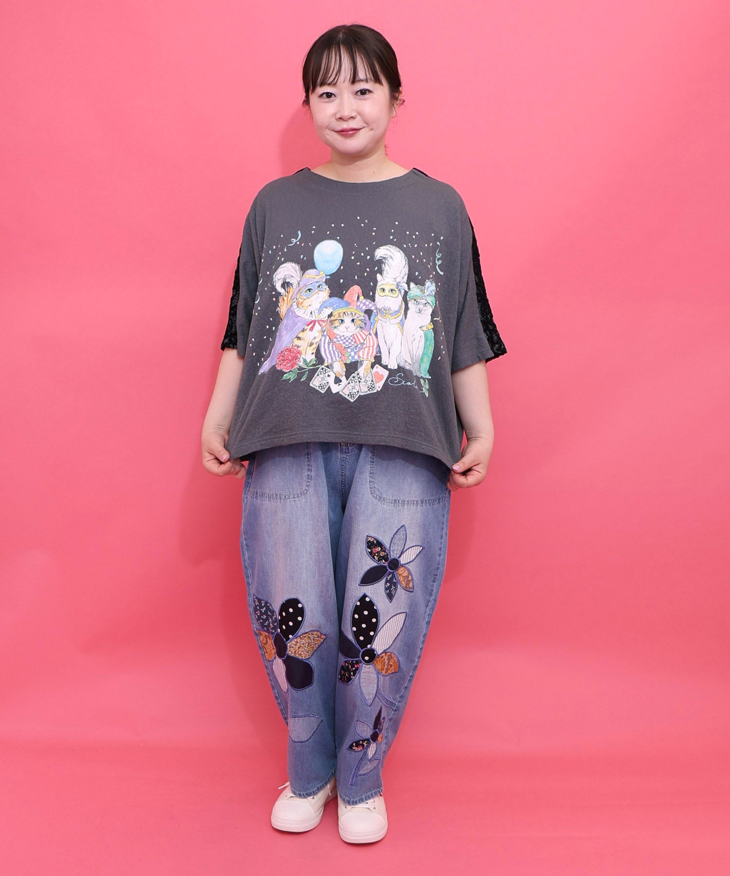 スカラー　162634：仮面舞踏会のネコ柄 ドルマンスリーブTシャツ 162634：仮面舞踏会のネコ柄 ドルマンスリーブTシャツの通販-ScoLar