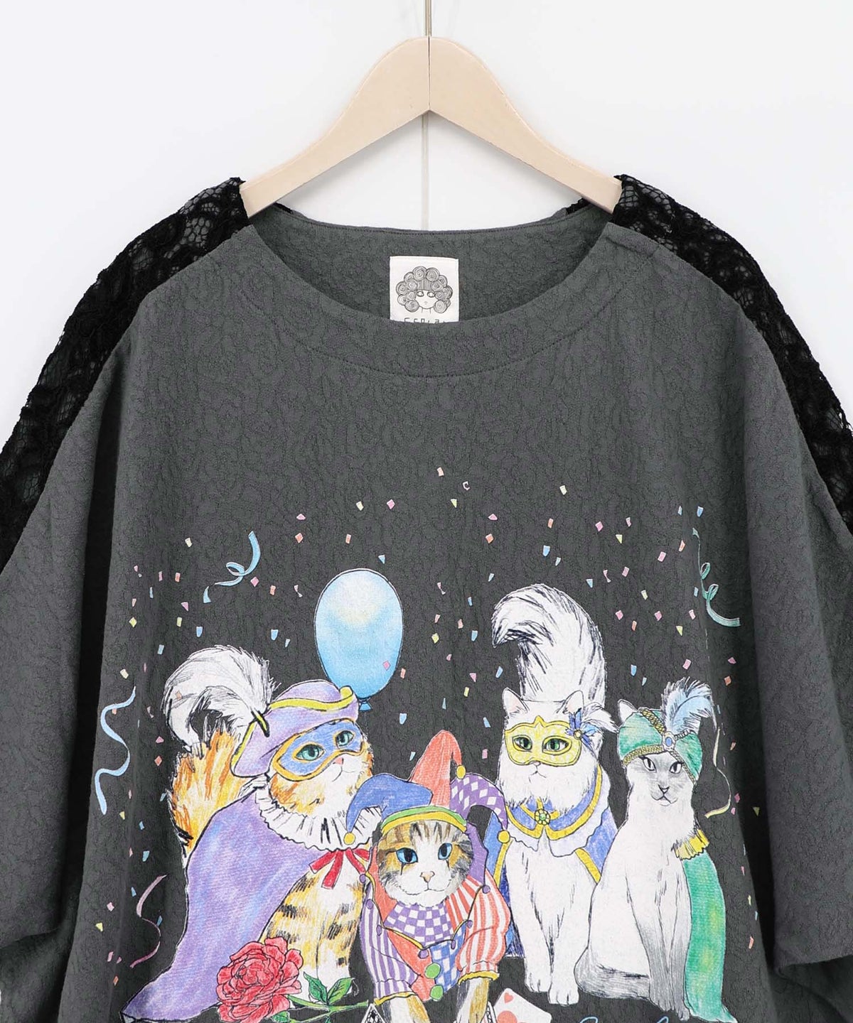 仮面舞踏会のネコ柄 ドルマンスリーブTシャツ-16