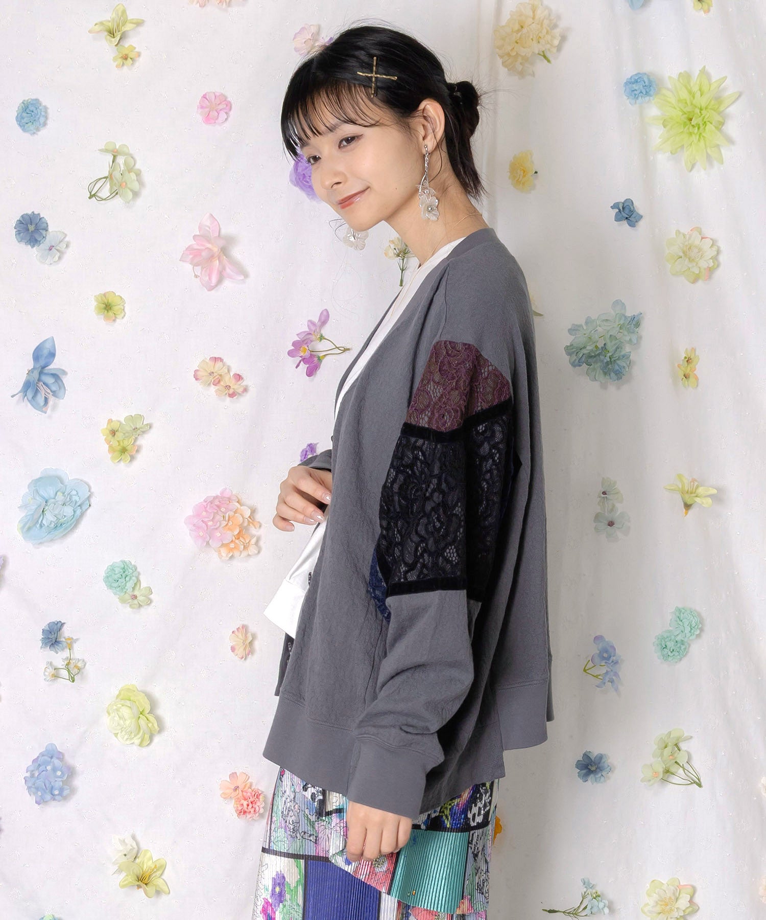 162633：配色花レース×ローズジャガードカーディガンの通販-ScoLar