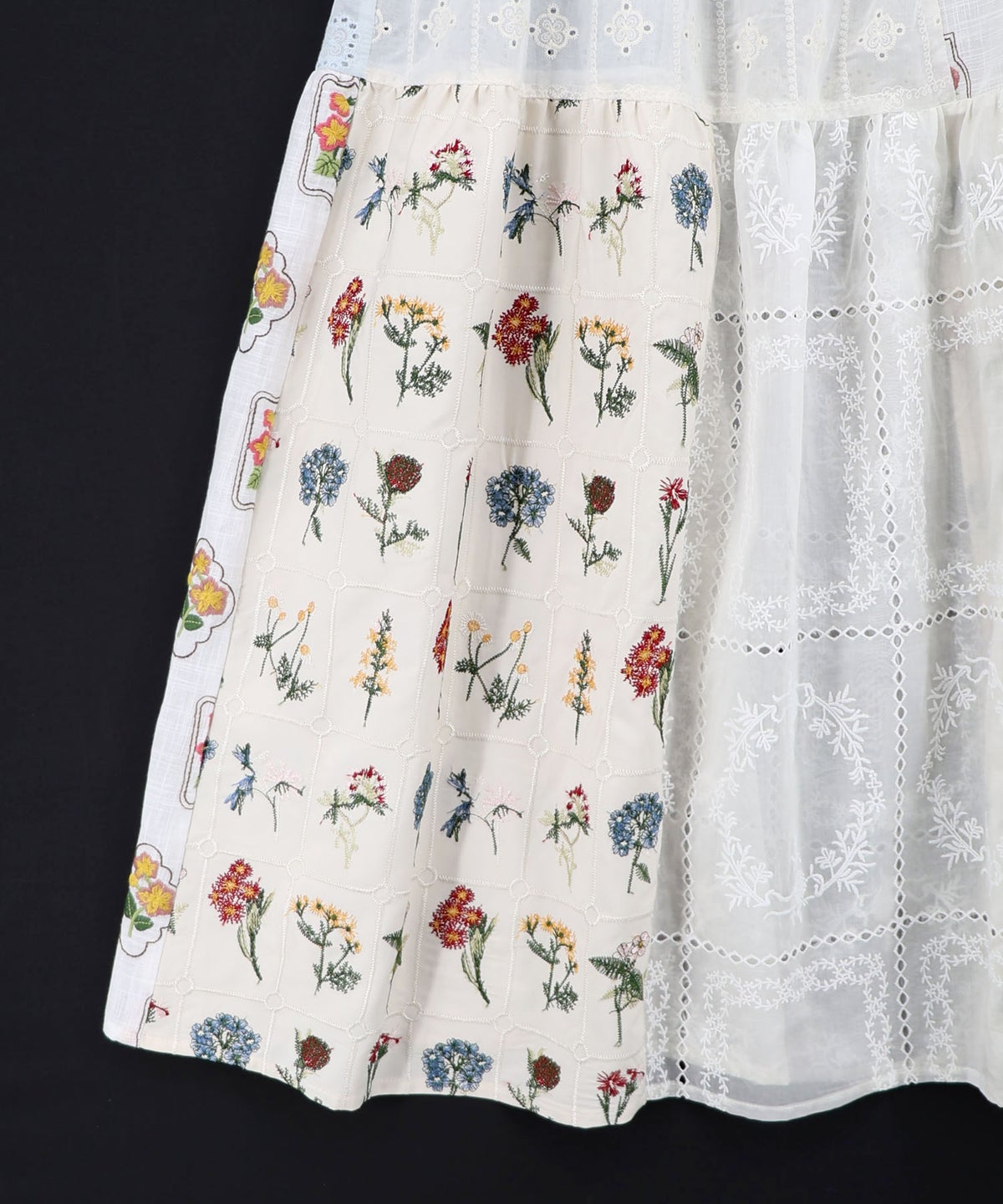 花刺繍×コットンレース×シアー 異素材キャミワンピース-15